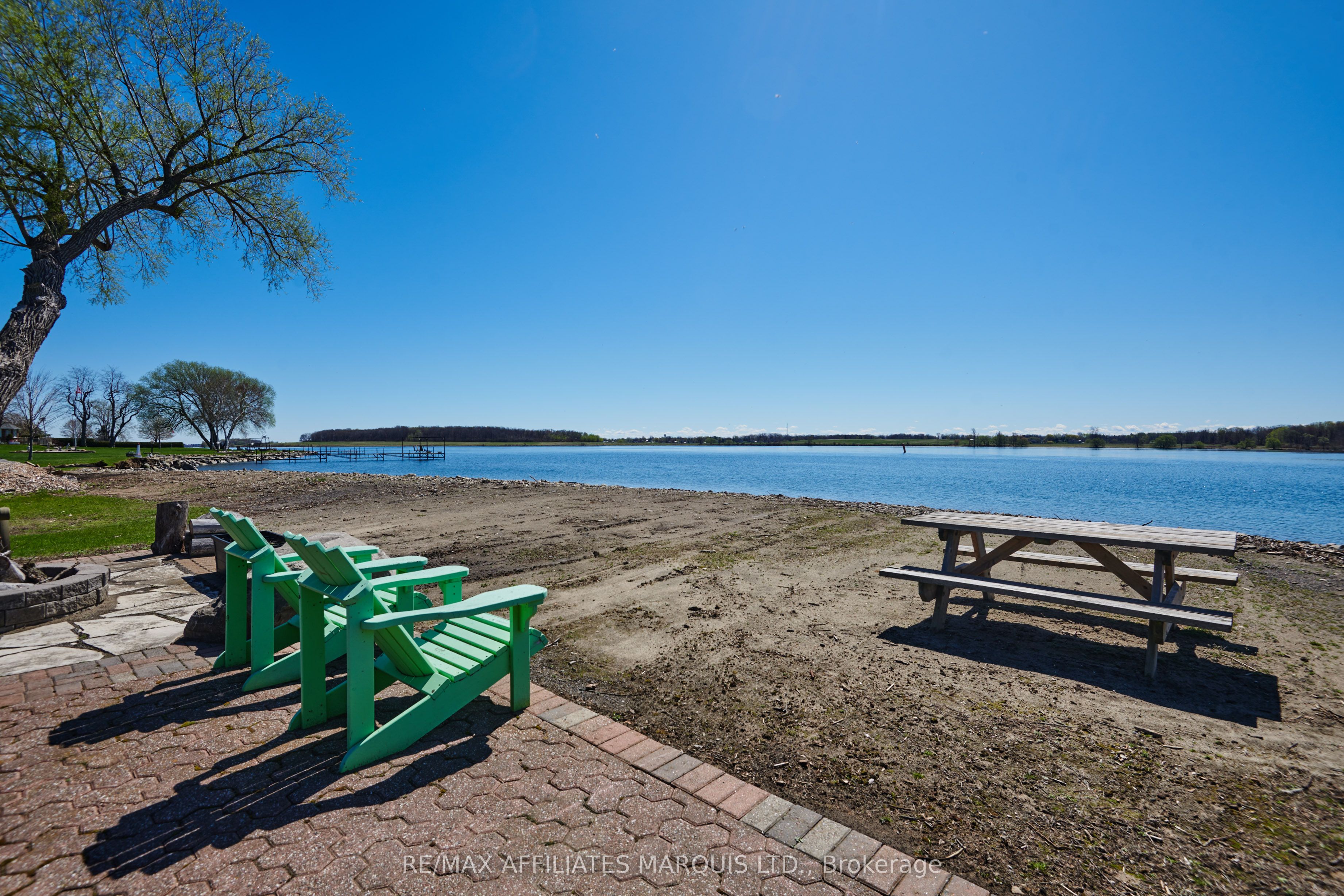 11728 Lakeshore Drive, South Dundas, ON K0C 1X0 photo 2