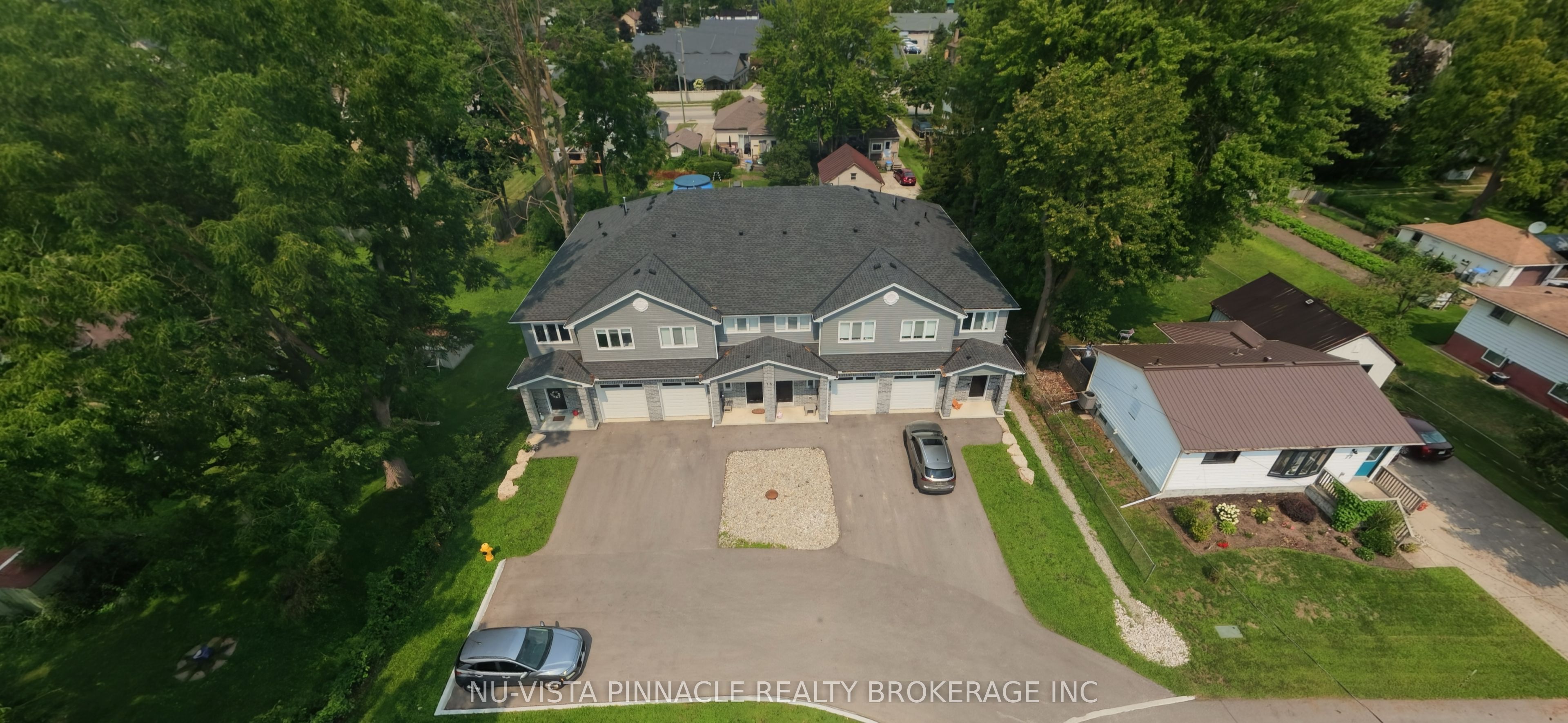 75 Doune Street, Strathroy-Caradoc, ON N7G 1M1