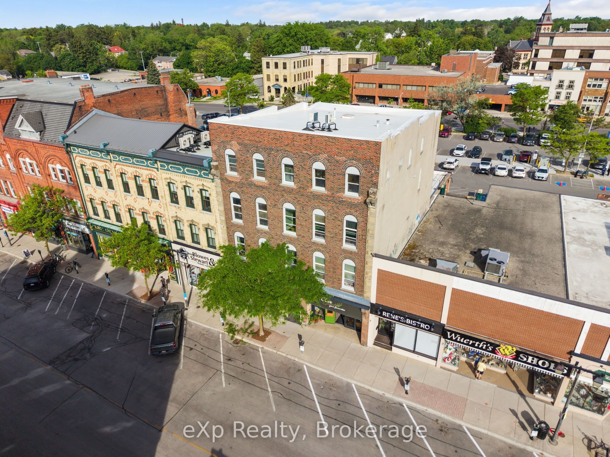 24 Wellington Street 12, Stratford, ON N5A 2L2