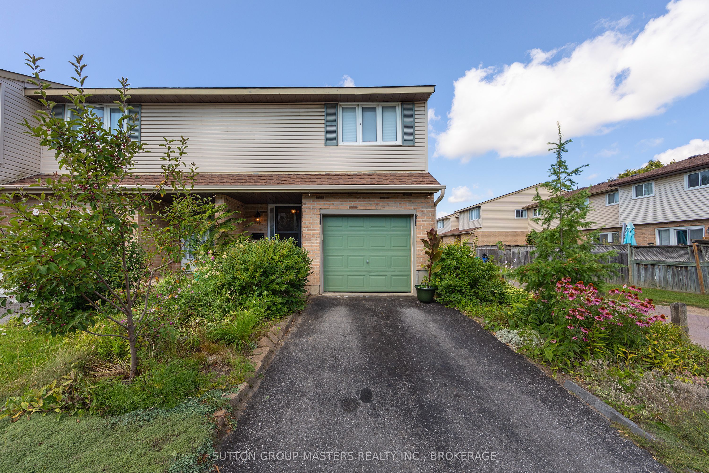 52 Coventry Crescent 34, Kingston, ON K7M 7S7 photo 2