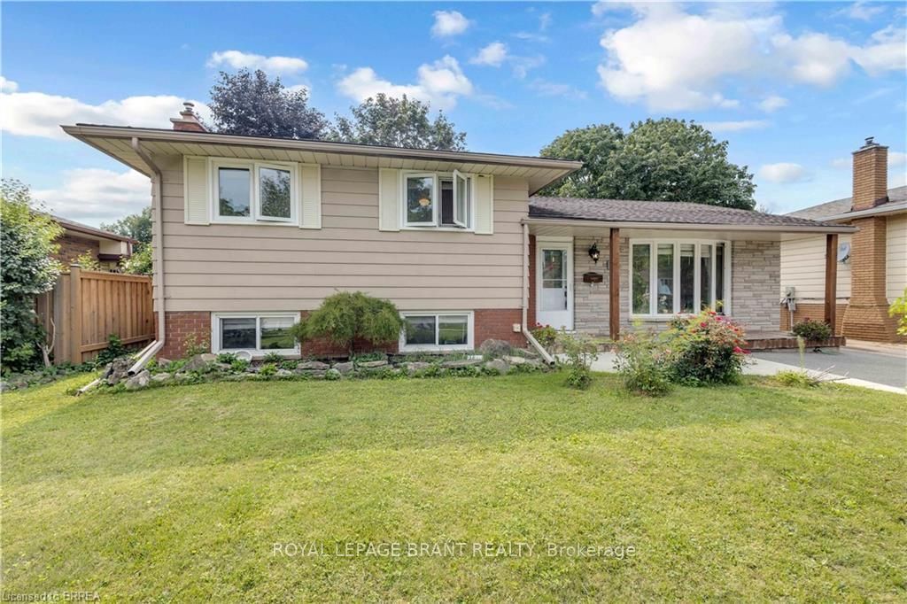 92 Brier Park Road, Brantford, ON N3R 5T4 photo 2