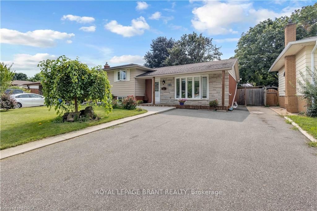 92 Brier Park Road, Brantford, ON N3R 5T4 photo 3