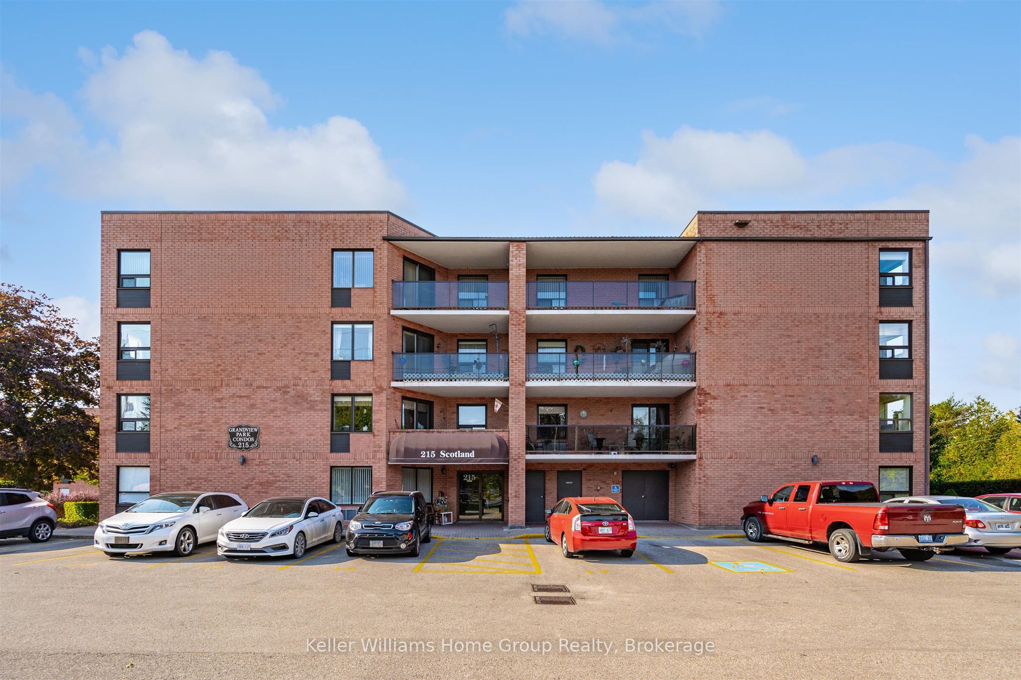 215 Scotland Street 405, Centre Wellington, ON N1M 3T3 photo 3