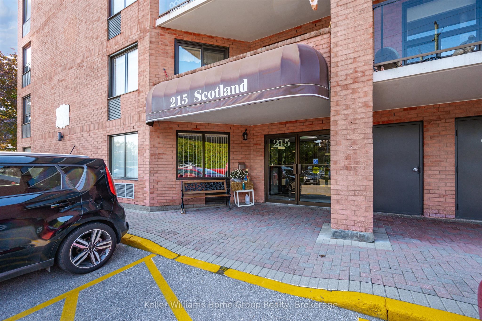 215 Scotland Street 405, Centre Wellington, ON N1M 3T3 photo 5