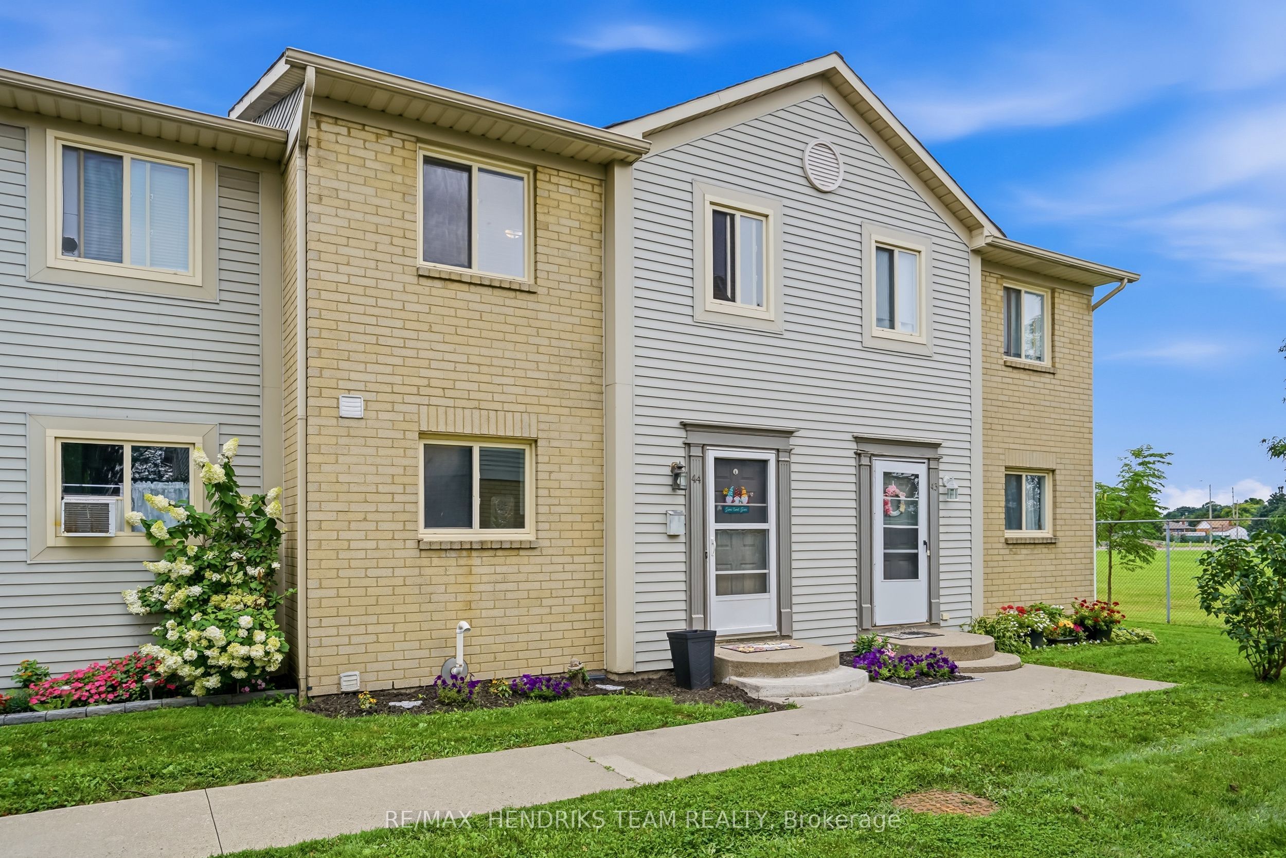 65 Dorchester Boulevard 44, St. Catharines, ON L2M 7T7 photo 2
