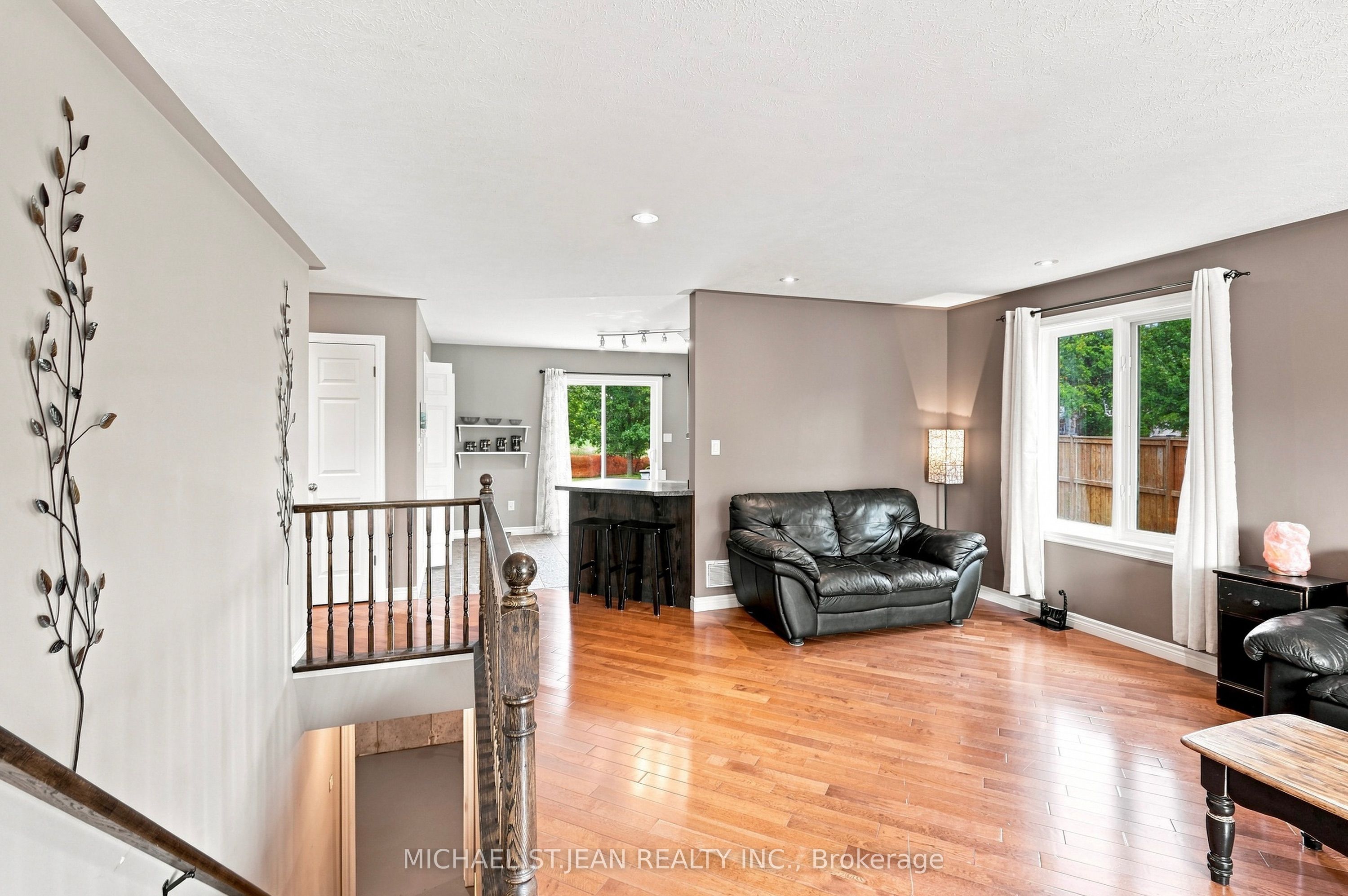30 Leslie Street, Haldimand, ON N0A 1J0 photo 5