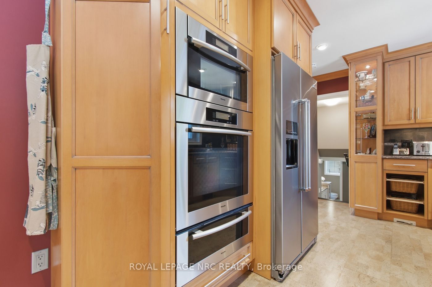 7 king's grant Court W, St. Catharines, ON L2N 2S2 photo 4