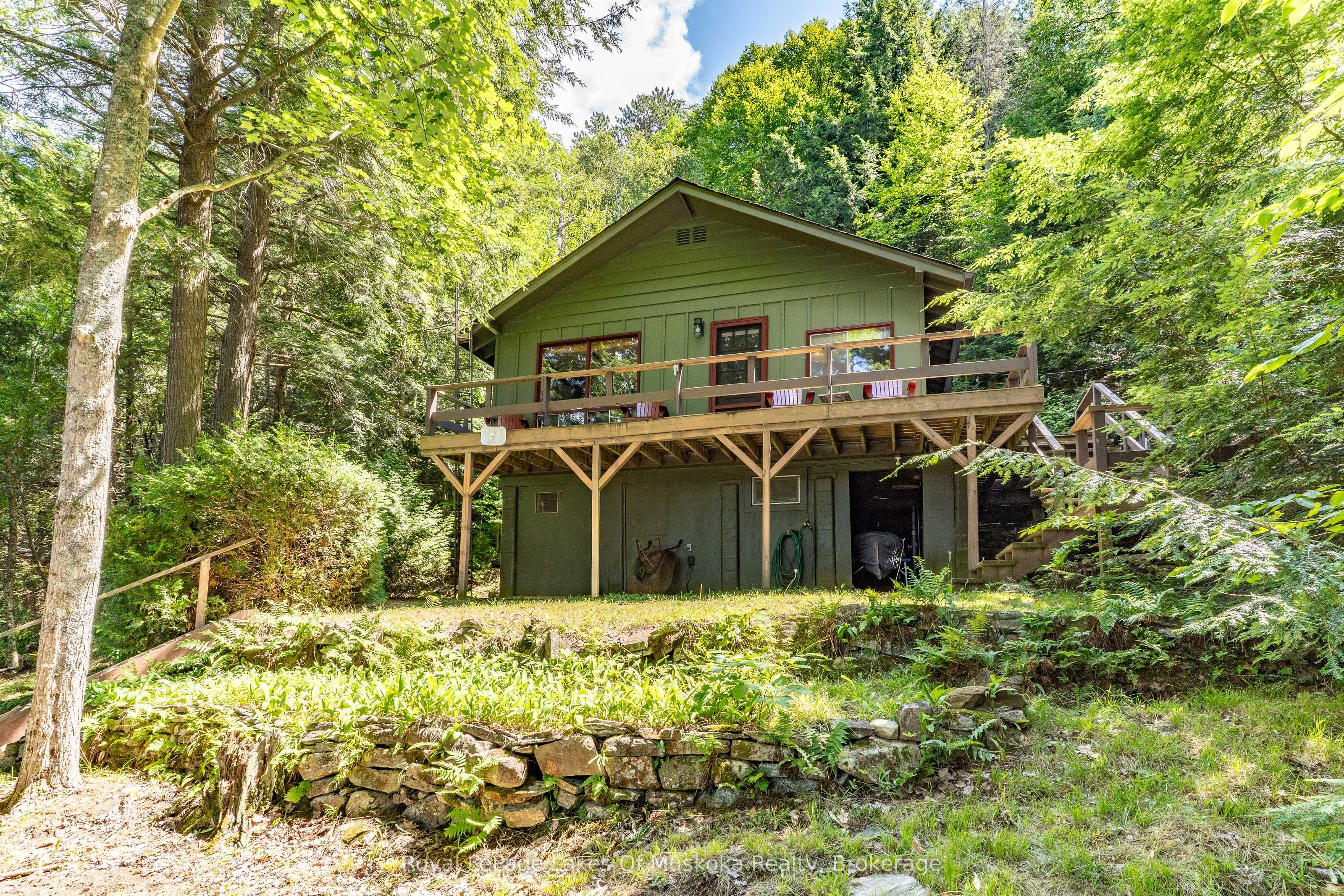 14170 Kawagama Long Island, Algonquin Highlands, ON P0A 1E0