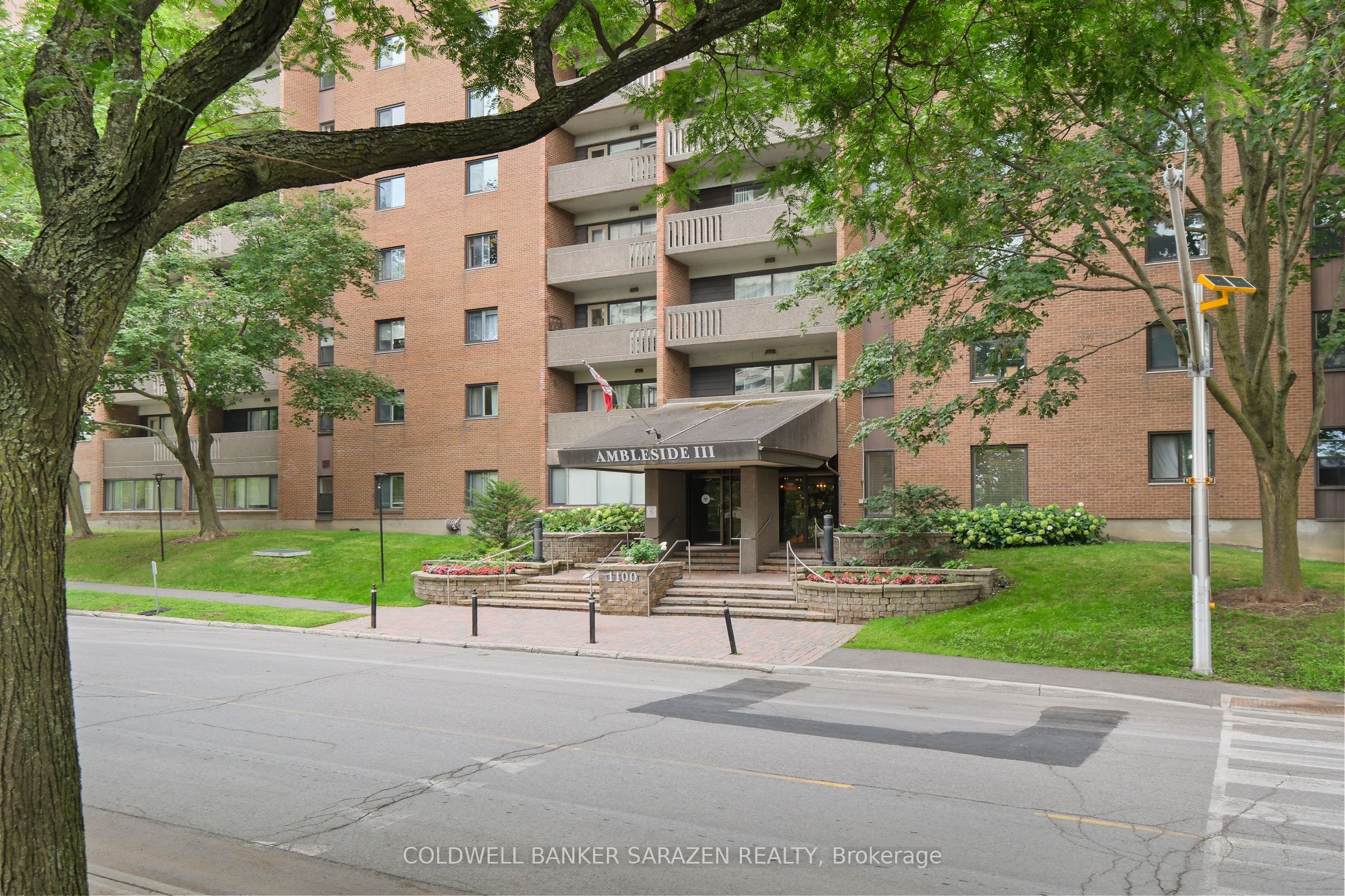 1100 Ambleside Drive 502, Woodroffe, ON K2B 8G6 photo 3