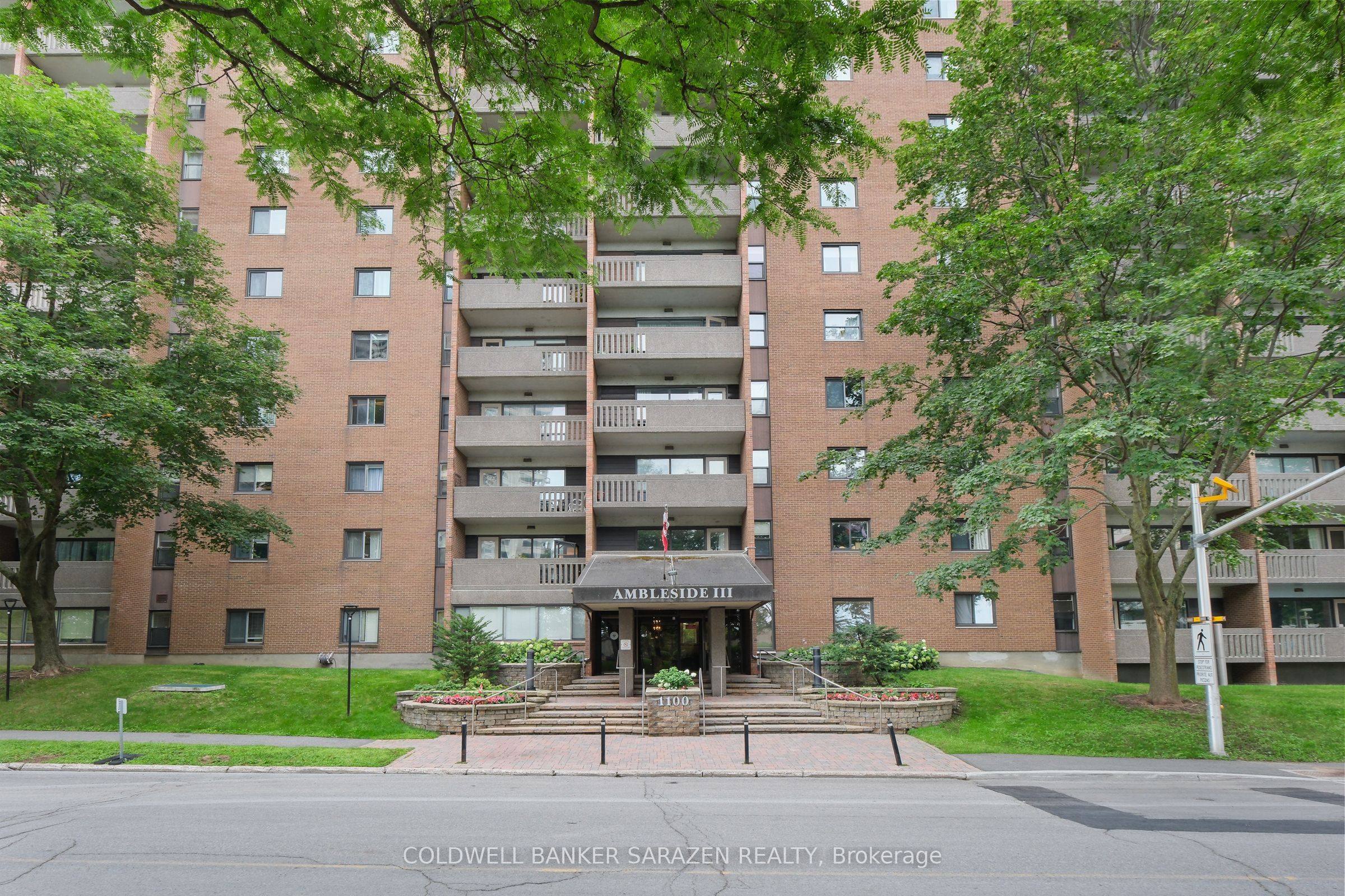 1100 Ambleside Drive 502, Woodroffe, ON K2B 8G6 photo 4