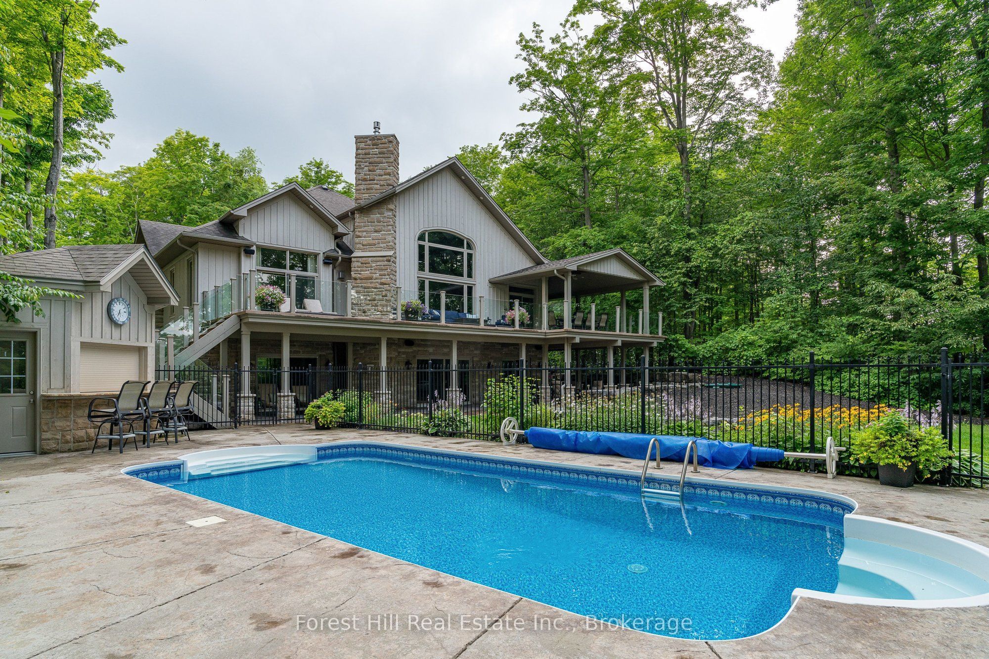 201 Peters Crescent, Grey Highlands, ON N0C 1E0 photo 2