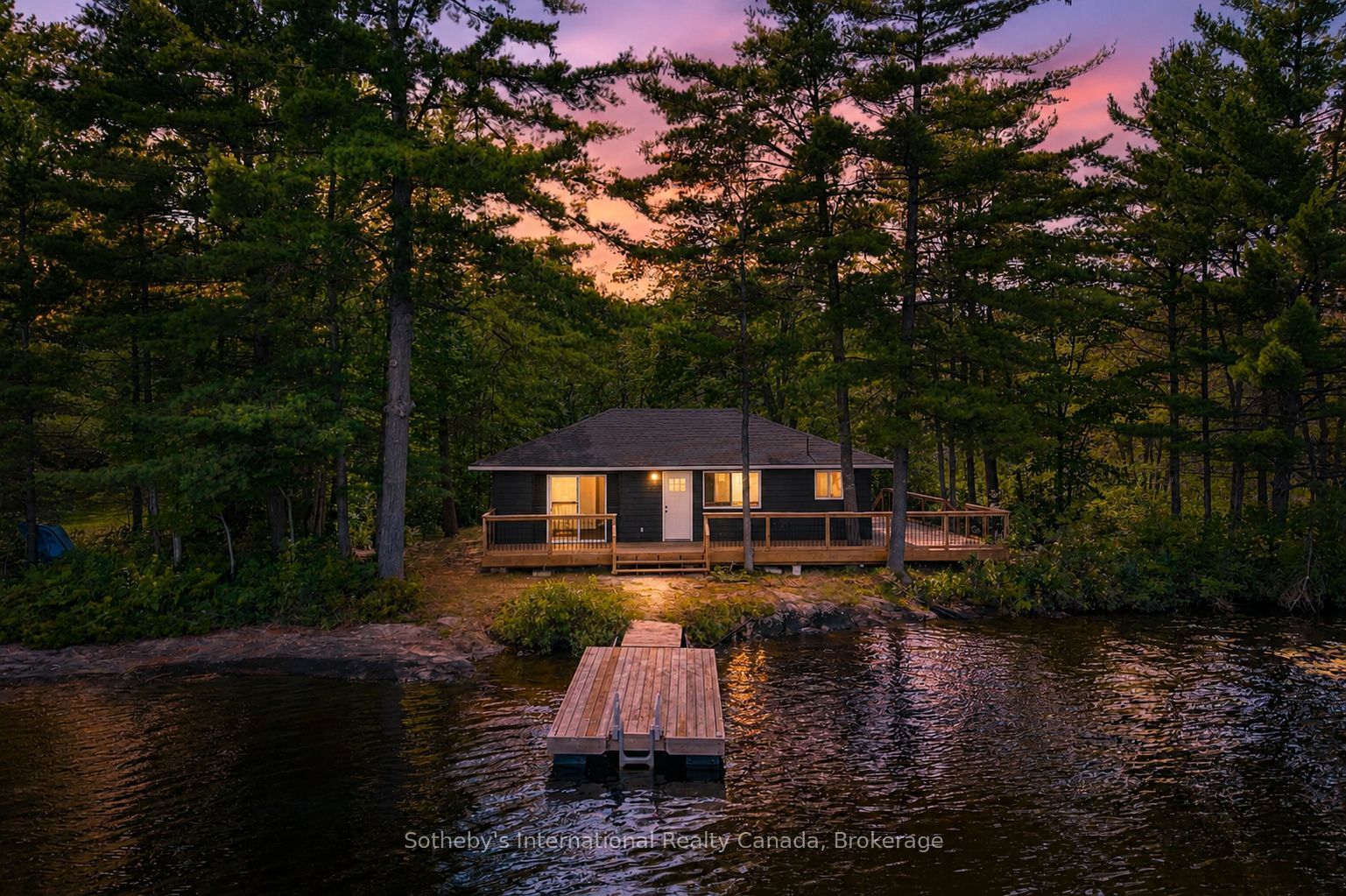 1055 West Bank Drive COTTAGE, Gravenhurst, ON P0E 1G0