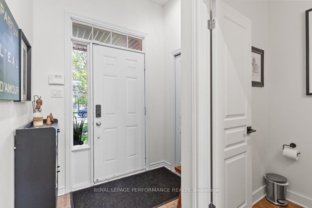 216 Badgeley Avenue, Kanata, ON K2T 0A4 photo 3