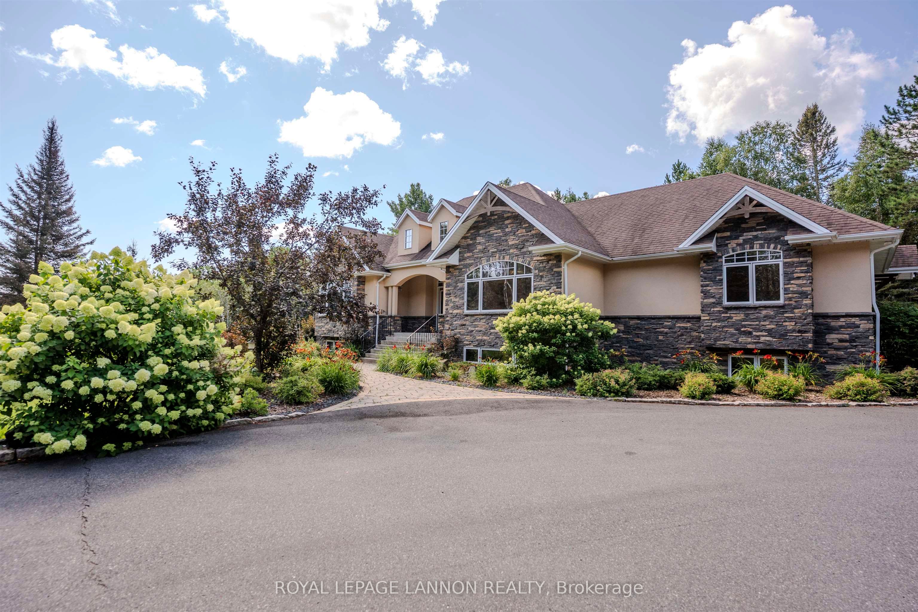 791 Hilldale Road, Thunder Bay, ON P7G 1Z9 photo 3
