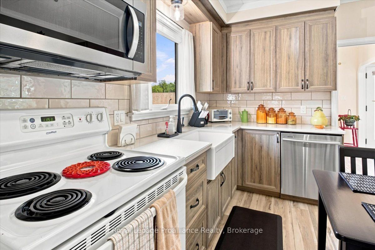 14 Victoria Street N, Tweed, ON K0K 3J0 photo 5