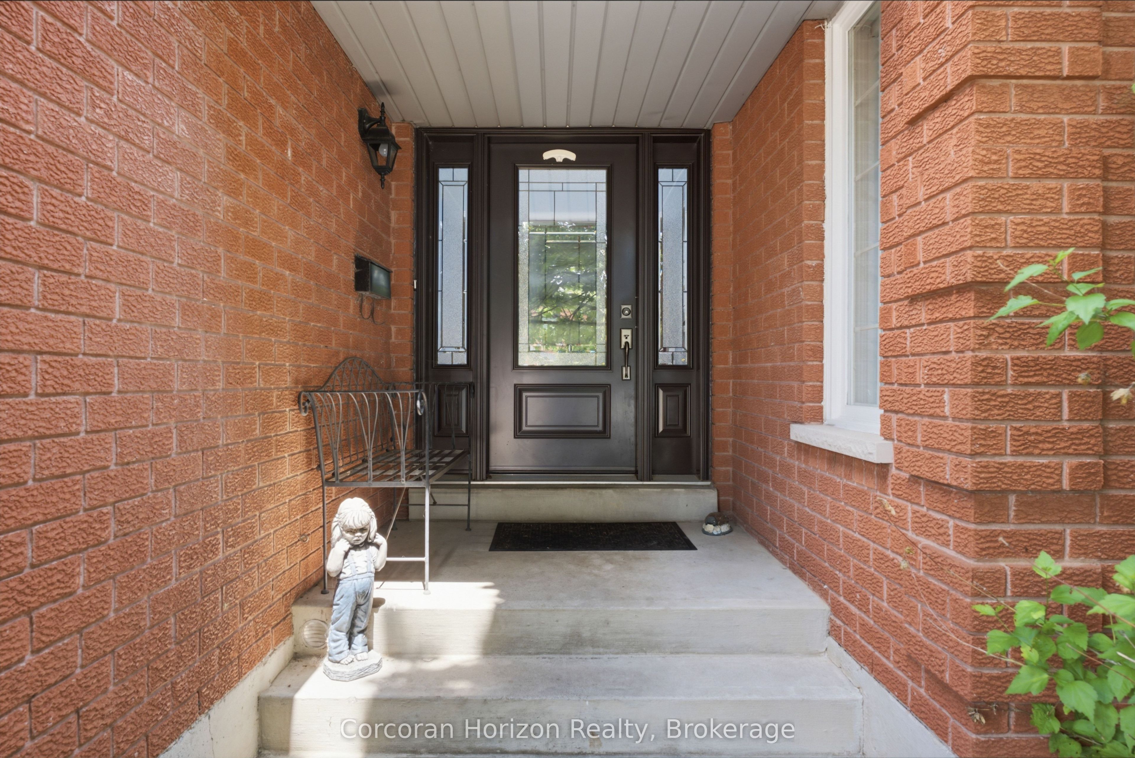 131 Huntingwood Avenue, Hamilton, ON L9H 6X5 photo 5