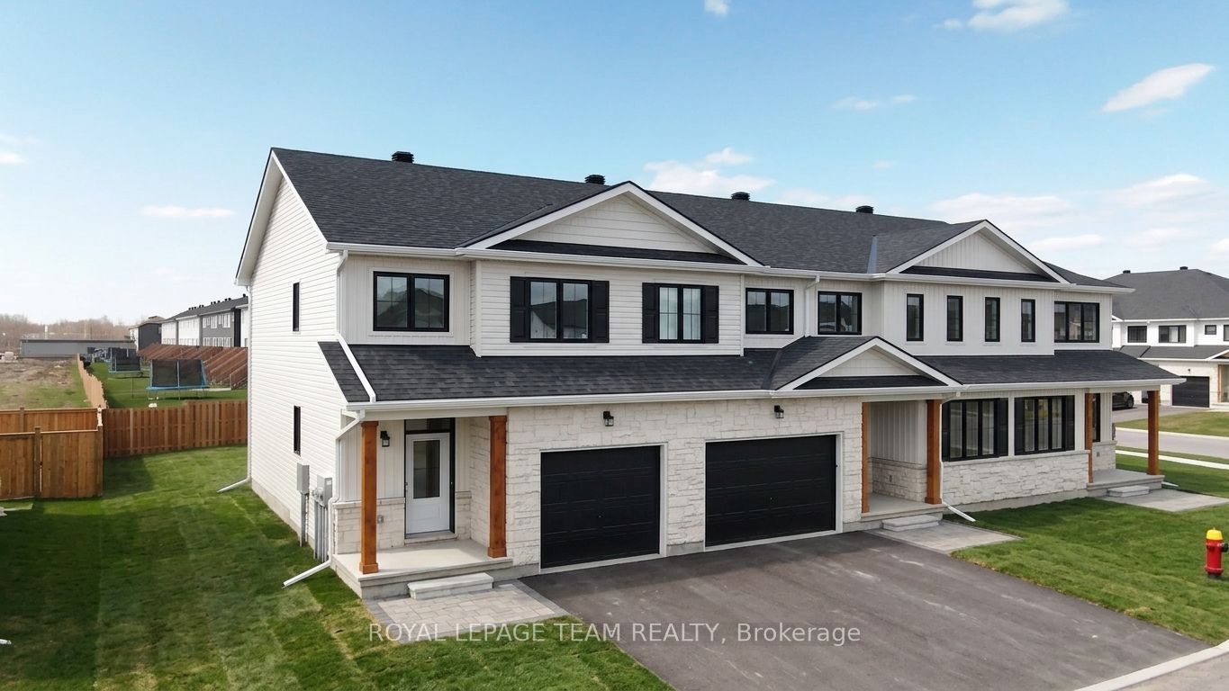 145 Doctor Agnes Craine Drive, Smiths Falls, ON K7A 0B8 photo 2