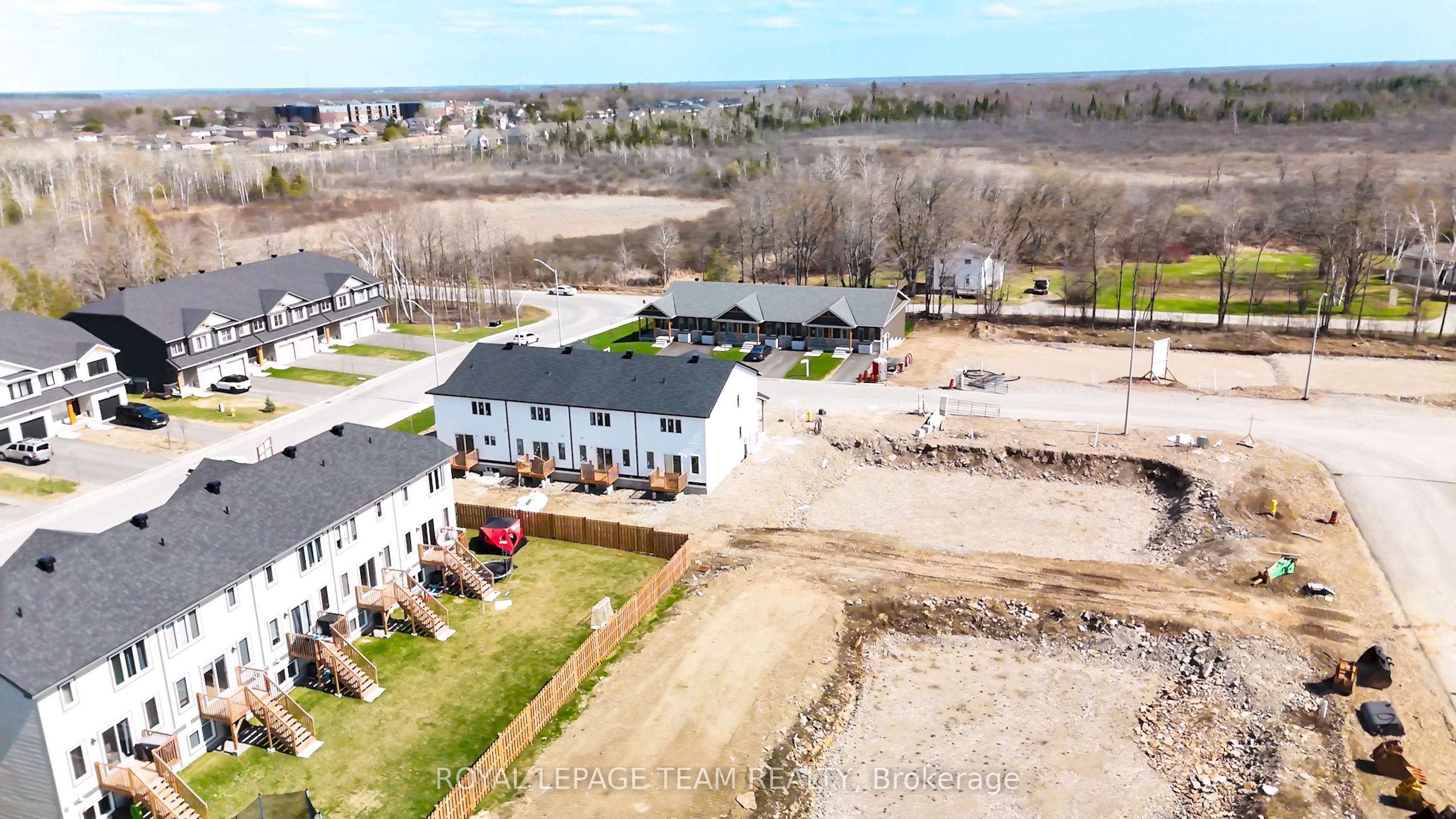 145 Doctor Agnes Craine Drive, Smiths Falls, ON K7A 0B8 photo 5