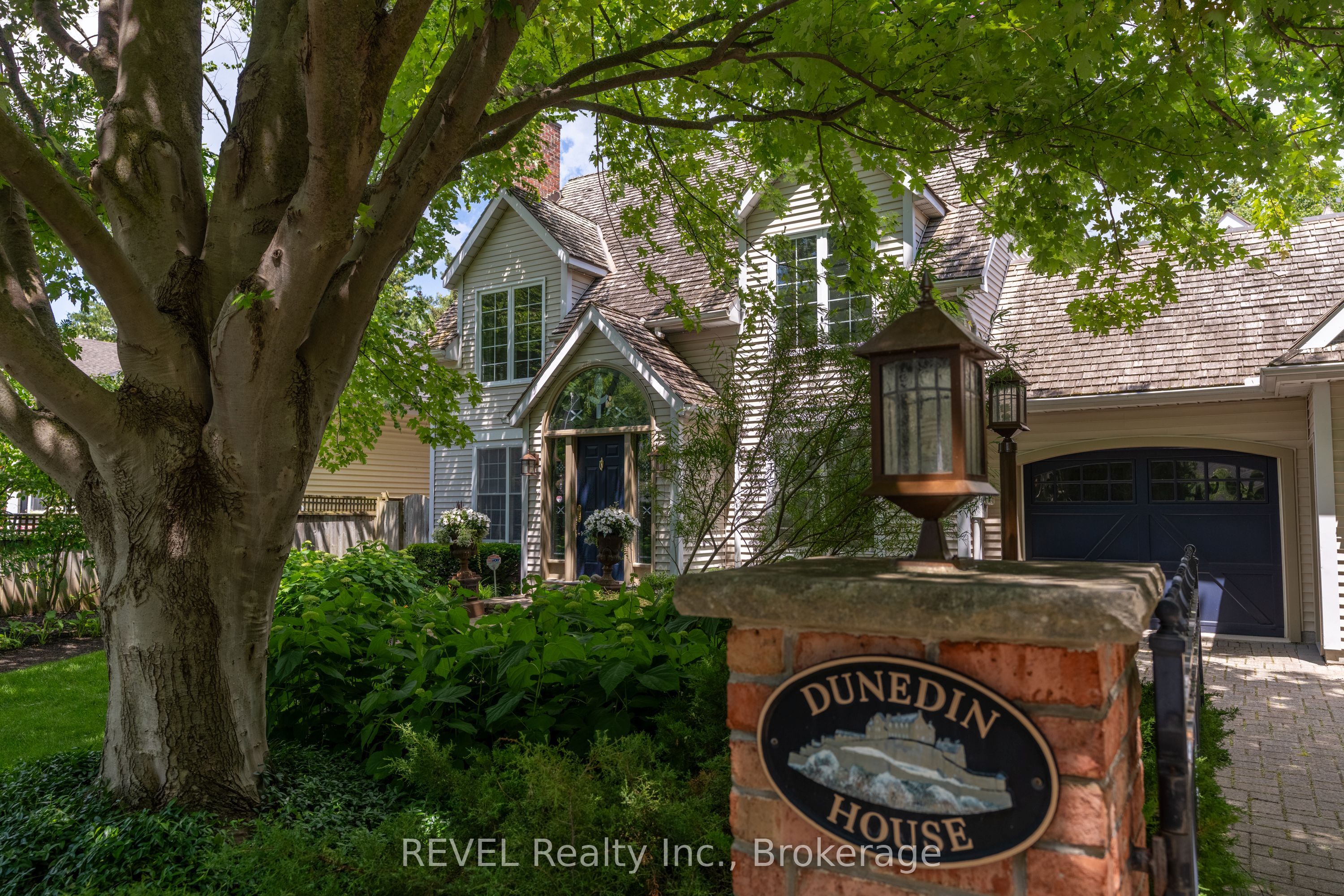 209 JOHN Street, Niagara-on-the-Lake, ON L0S 1J0 photo 3