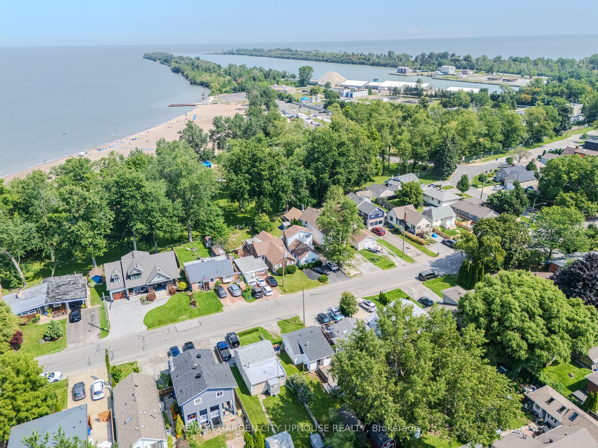12 Beachaven Drive, St. Catharines, ON L2M 1A4 photo 2