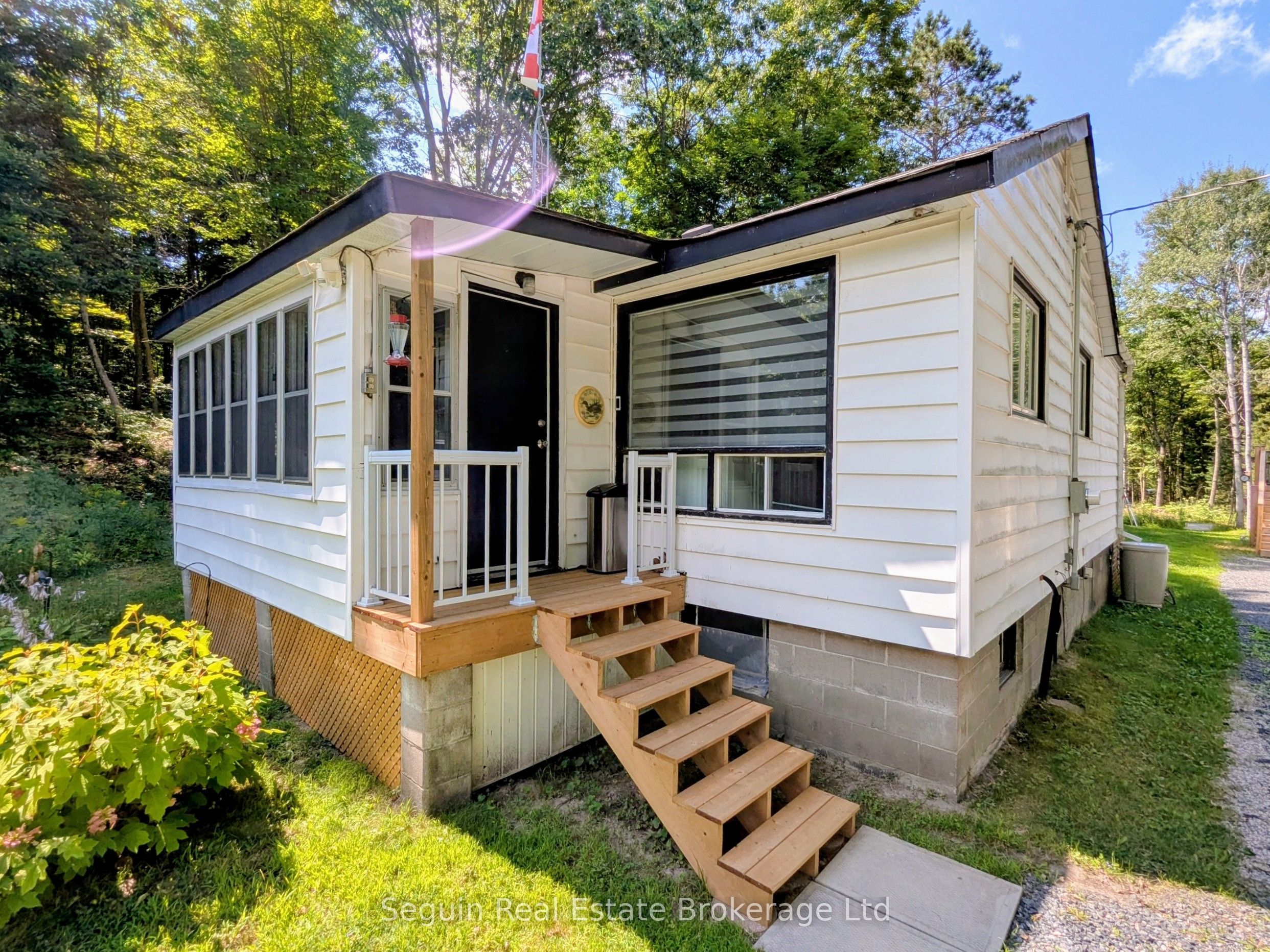 44 Springhill Road, McKellar, ON P2A 2W7