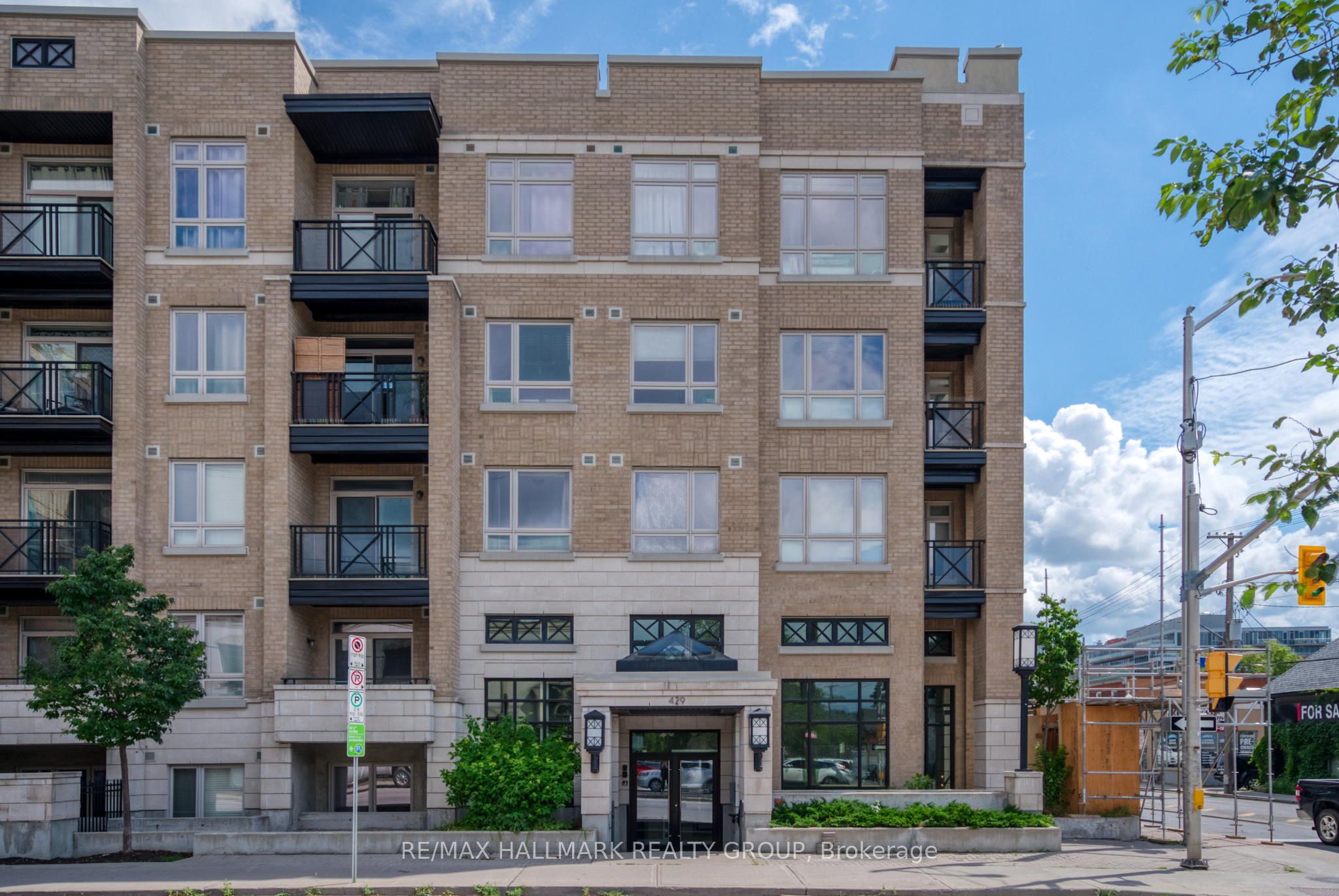 429 Kent Street 105, Ottawa Centre, ON K2P 1B5