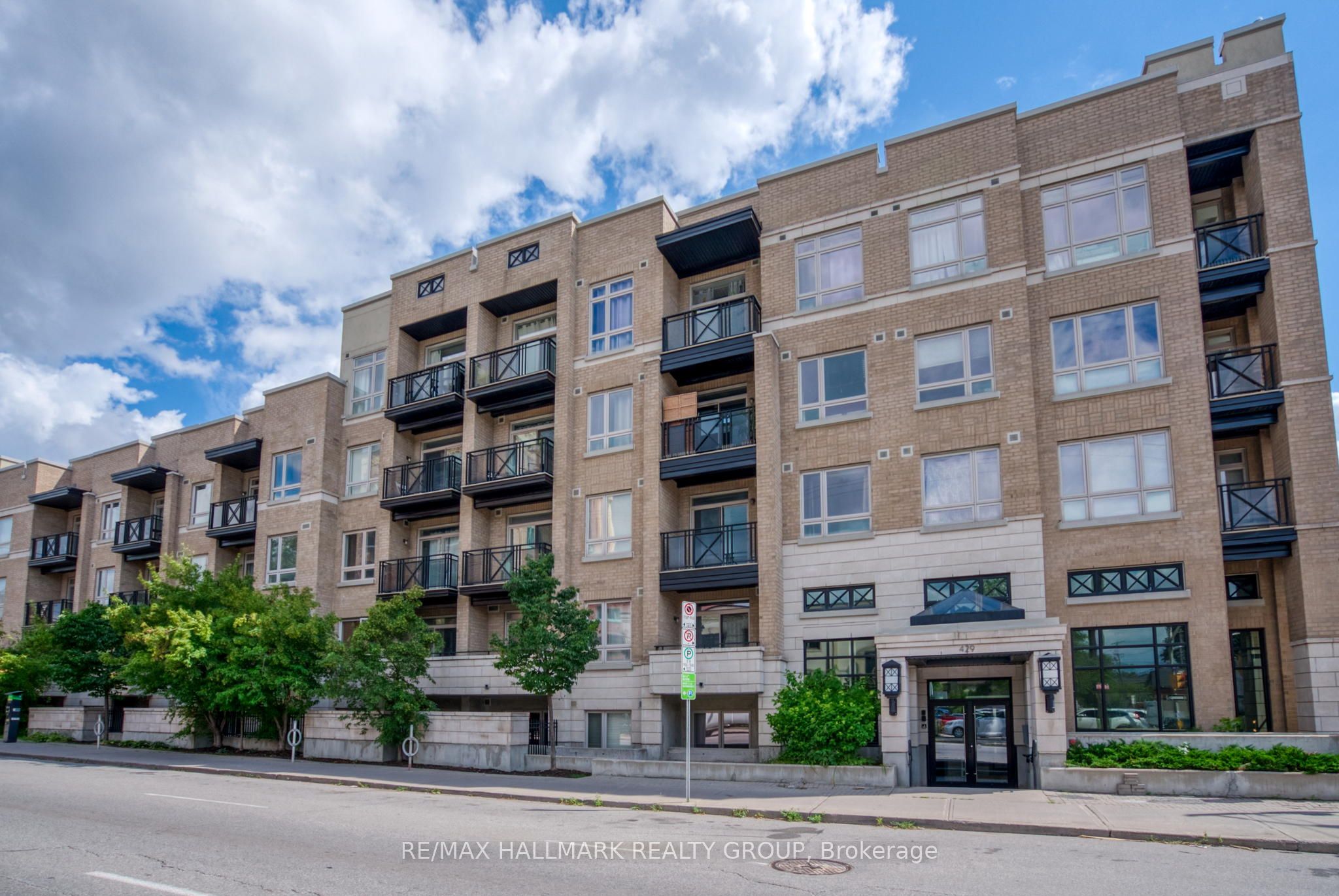429 Kent Street 105, Ottawa Centre, ON K2P 1B5 photo 2