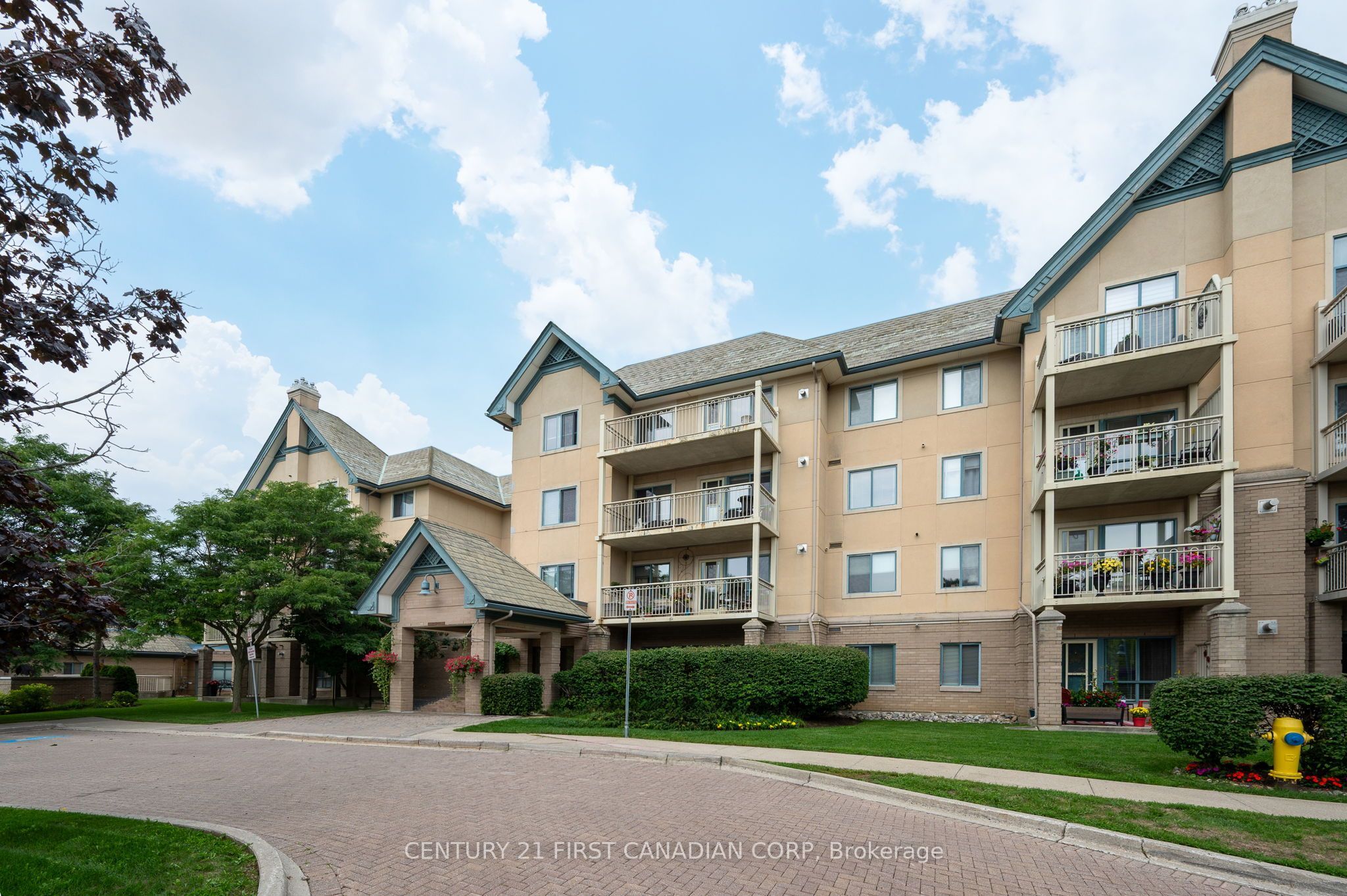 511 Gainsborough Road 307, London North, ON N6G 4Z5 photo 3