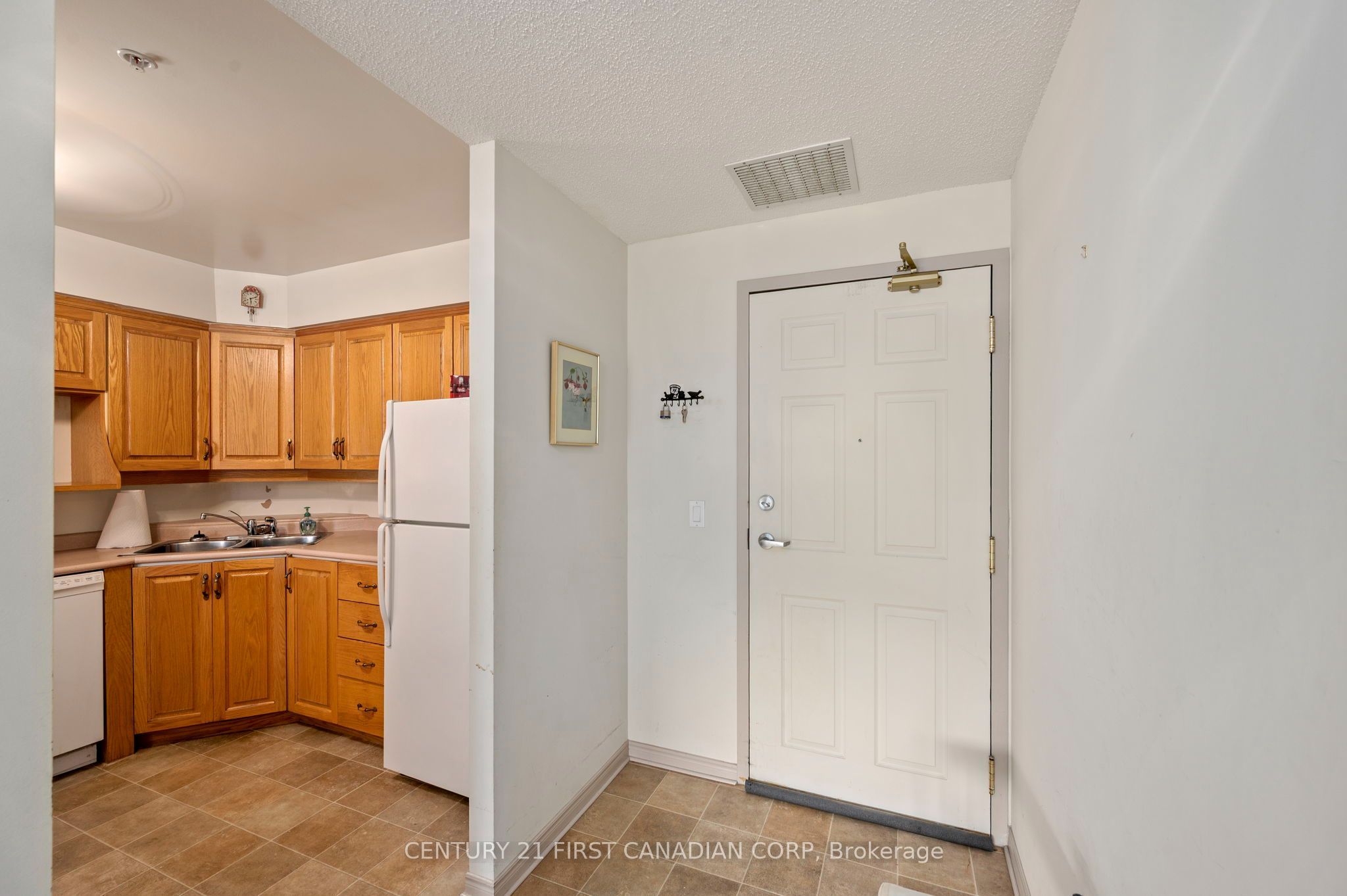 511 Gainsborough Road 307, London North, ON N6G 4Z5 photo 4