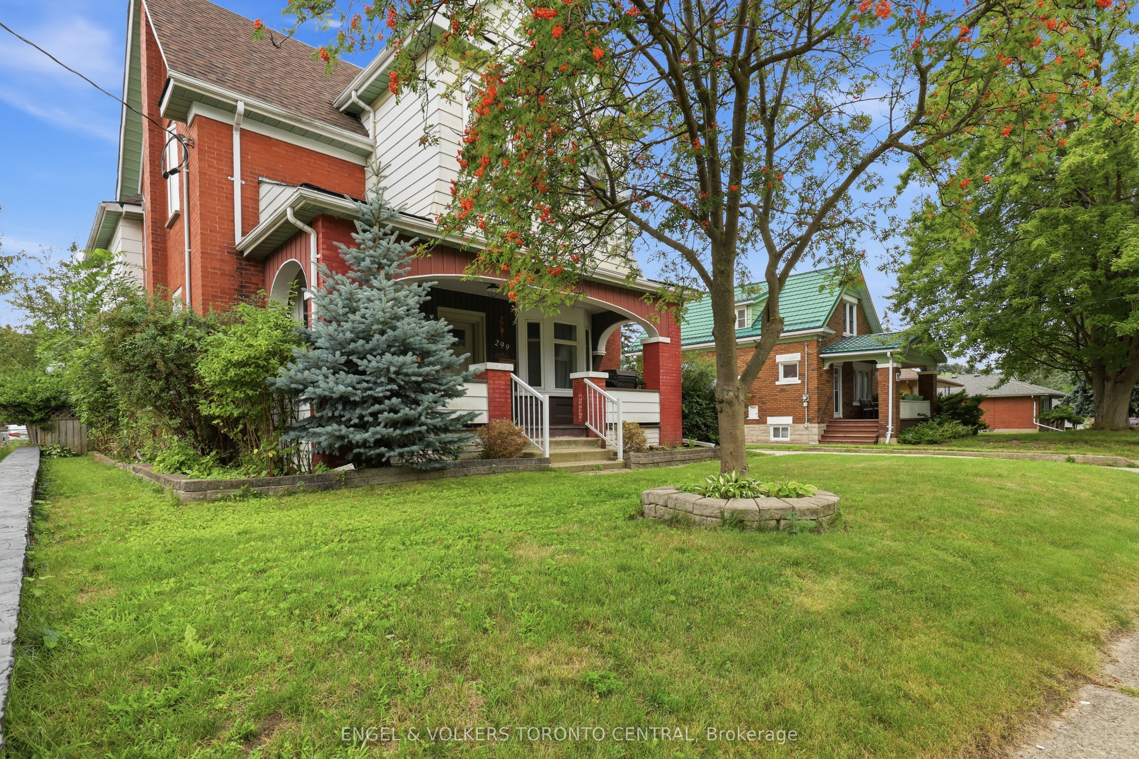 299 Bridgeport Road E, Waterloo, ON N2J 2K9 photo 3