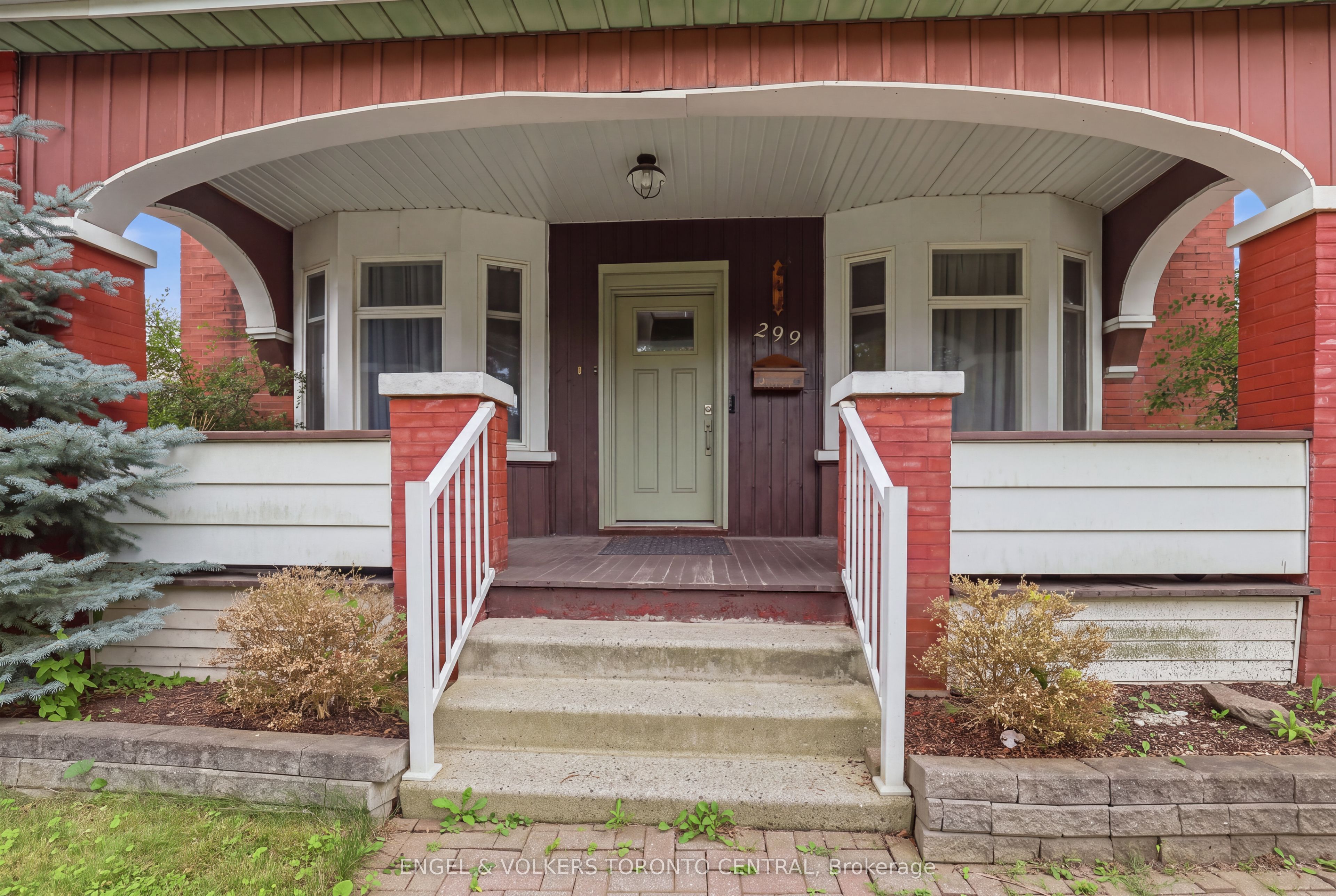 299 Bridgeport Road E, Waterloo, ON N2J 2K9 photo 4