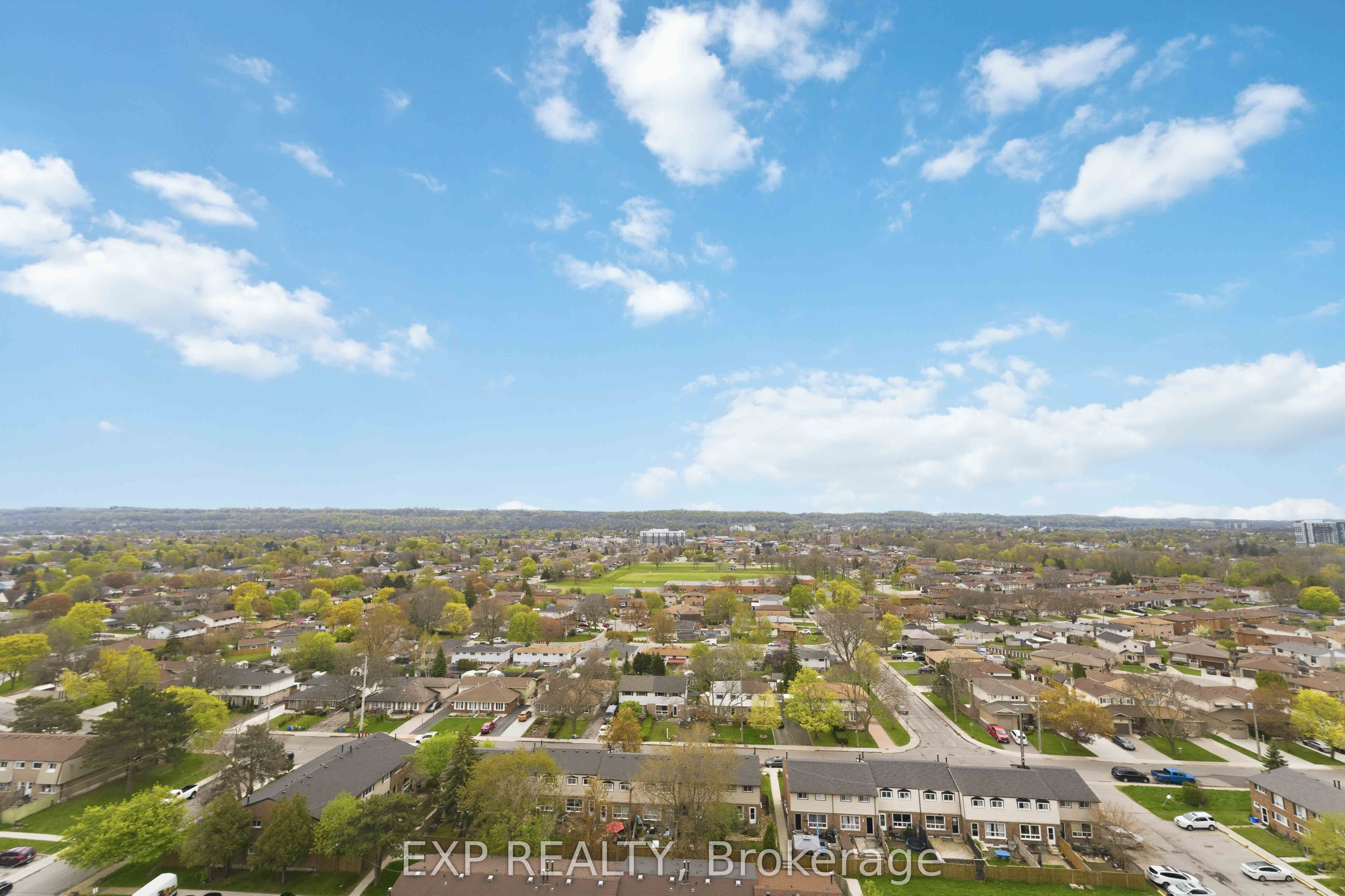 2782 Barton Street E 1607, Hamilton, ON L8E 2J8 photo 3
