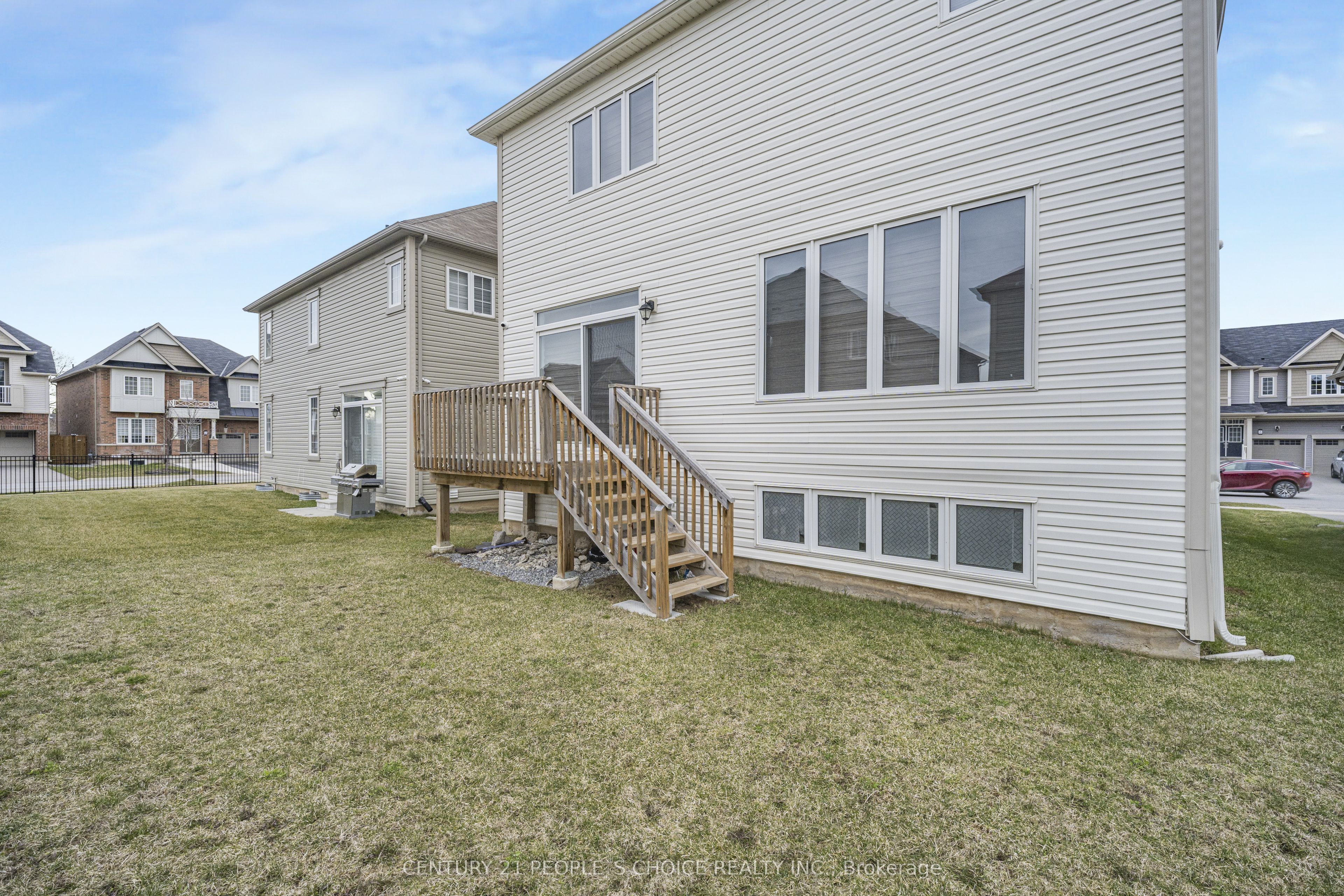 3 Sara Drive, Thorold, ON L3B 0G2 photo 5