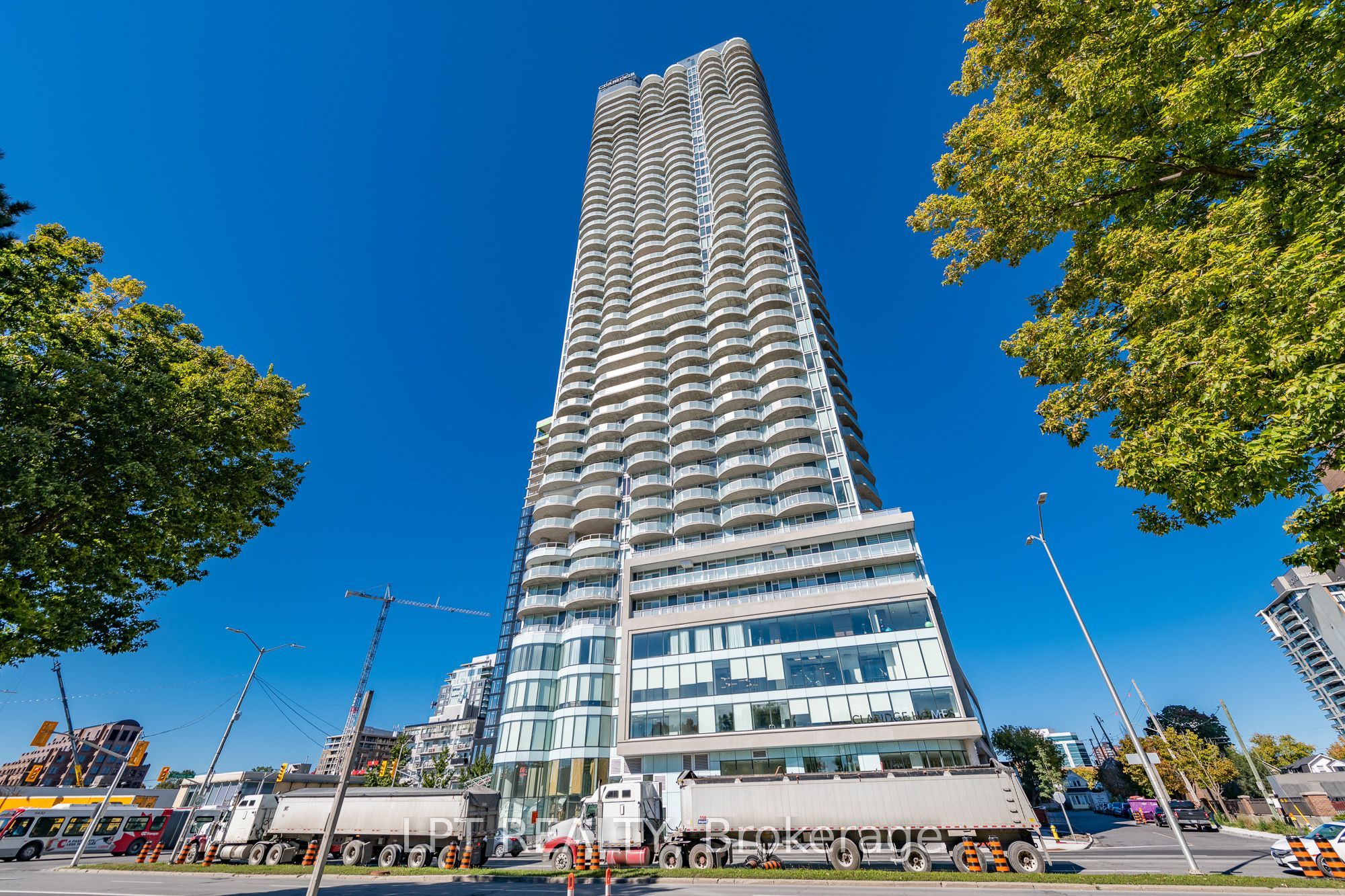805 Carling Avenue 1009, Dows Lake - Civic Hospital and Area, ON K1S 5W9