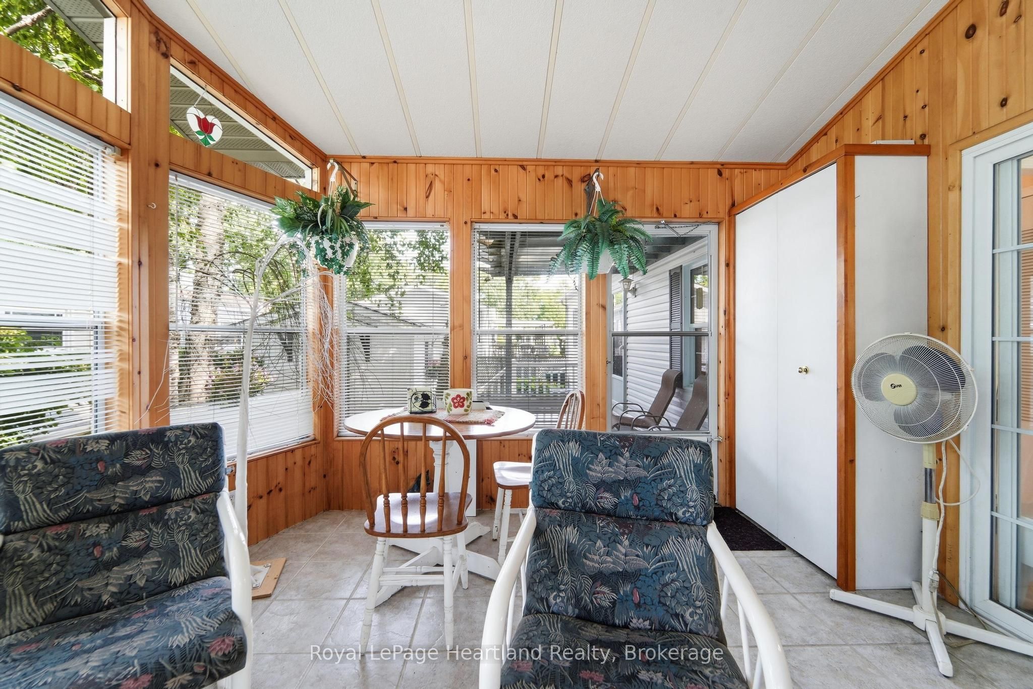 28 IROQUOIS Lane, Ashfield-Colborne-Wawanosh, ON N7A 3Y2 photo 5