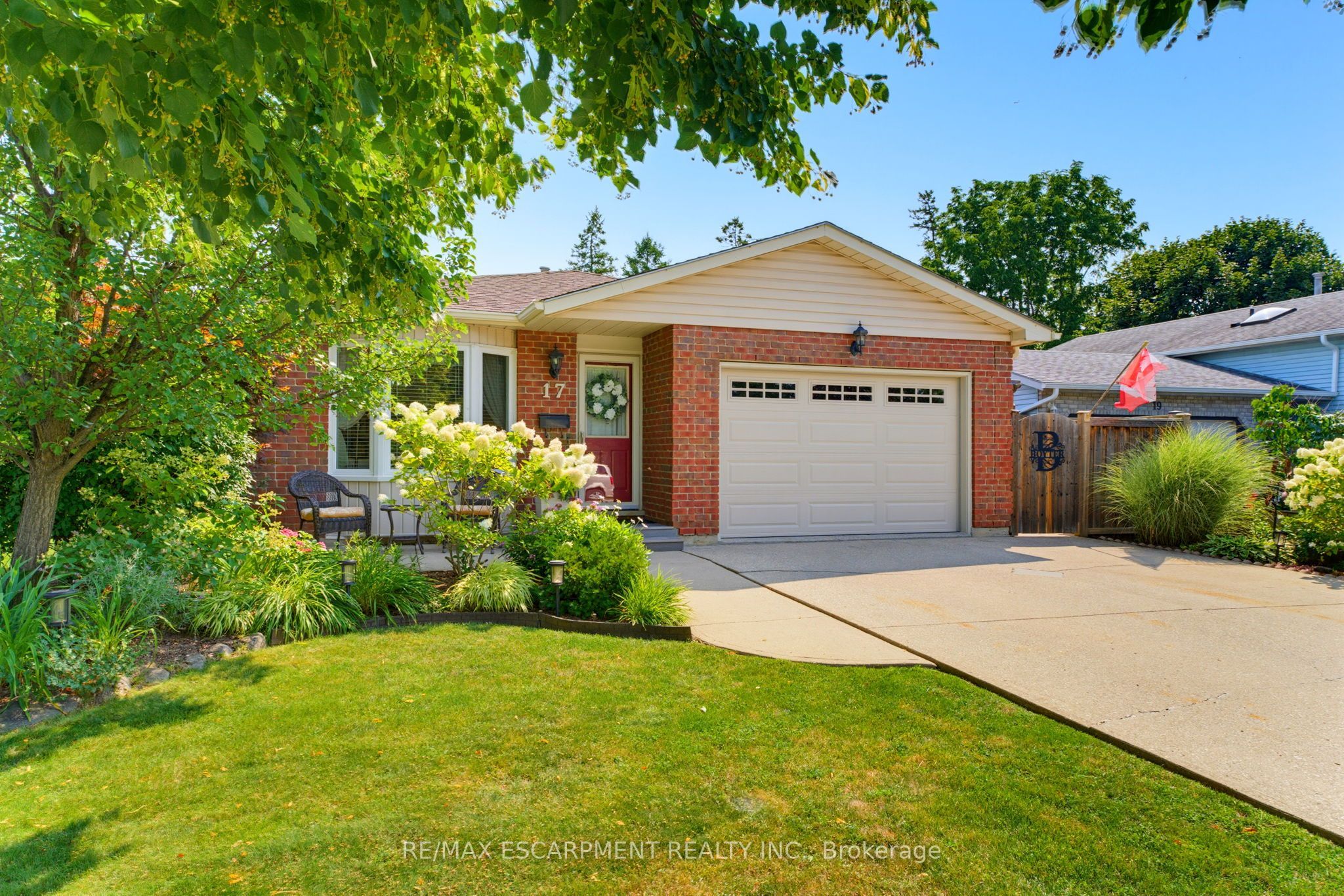 17 BUCHANAN Drive, Haldimand, ON N3W 1H1 photo 4
