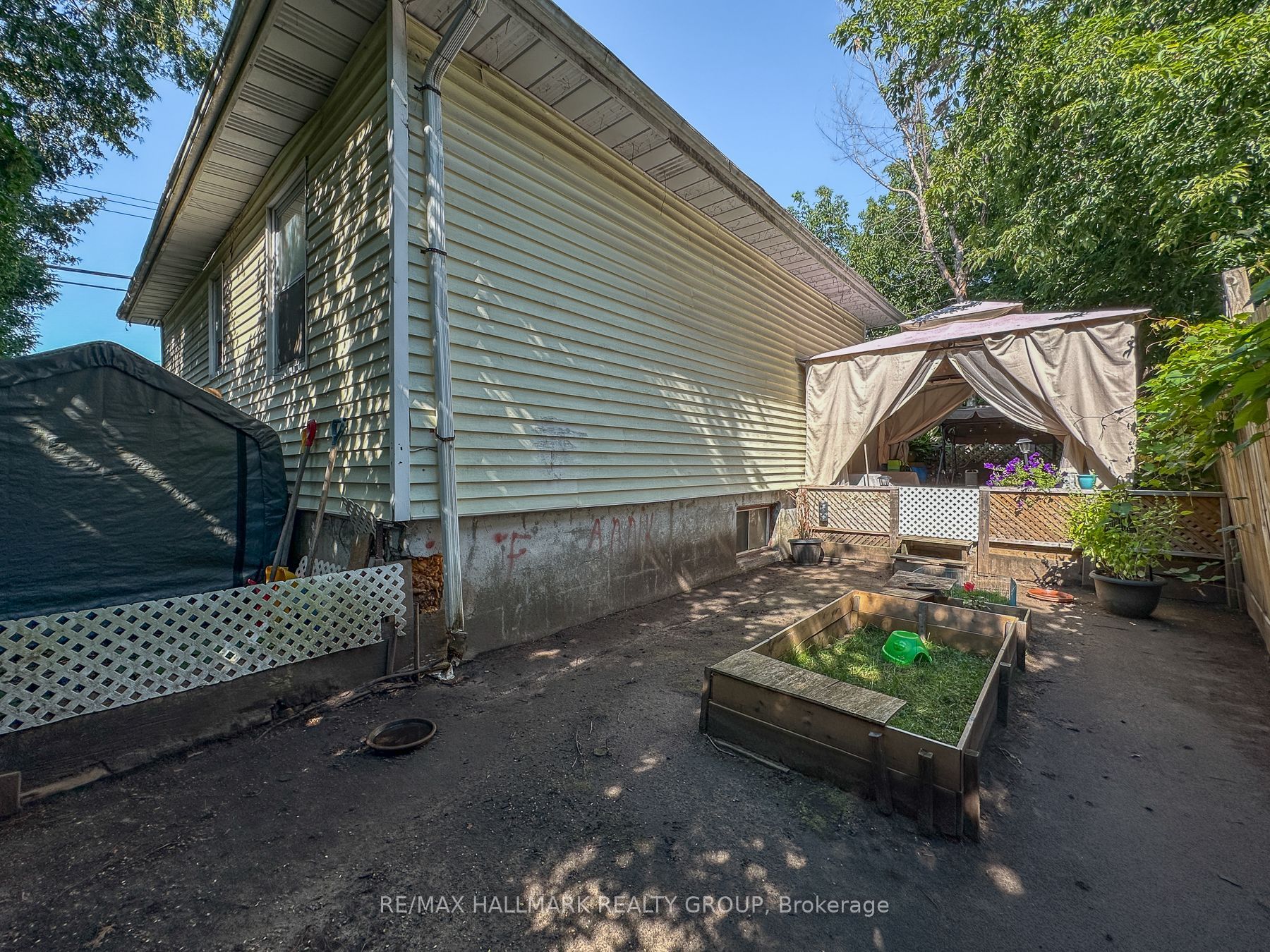 705 Laviolette Street, Clarence-Rockland, ON K4K 0E8 photo 5