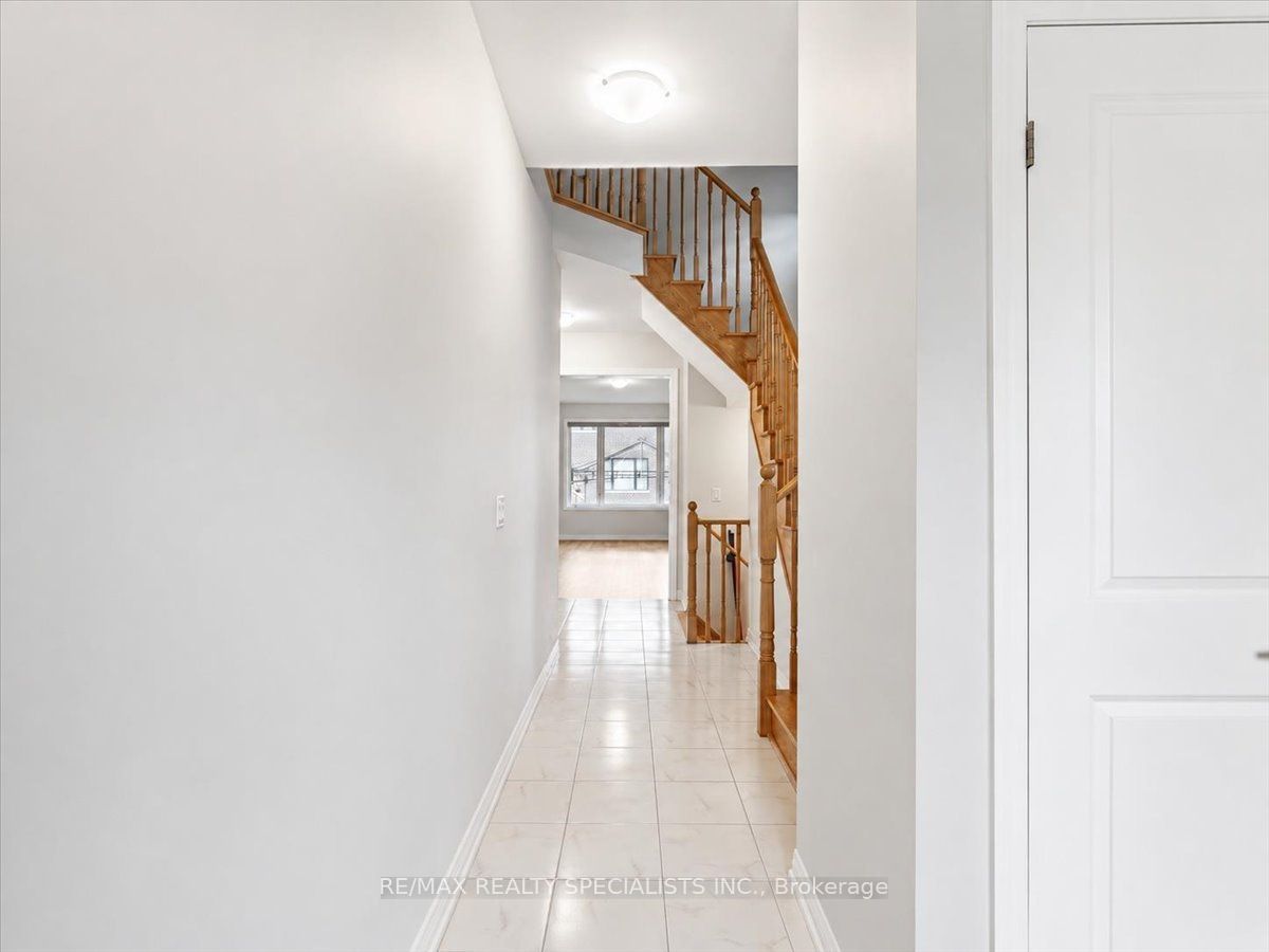 169 Silverwood Crescent, Woodstock, ON N4T 0M6 photo 3