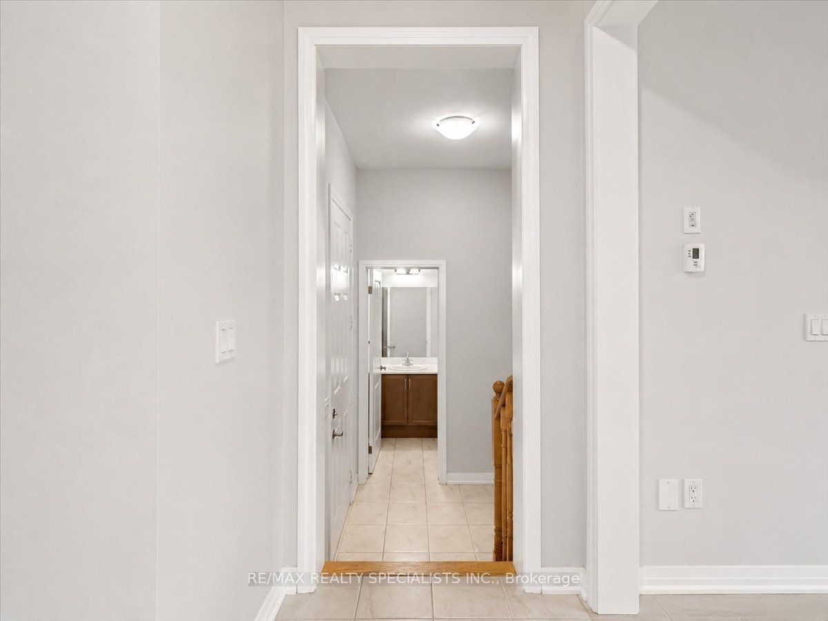 169 Silverwood Crescent, Woodstock, ON N4T 0M6 photo 5