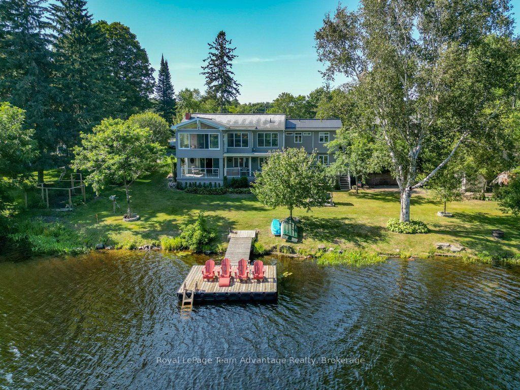 6 Ginnie Street, Parry Sound, ON P2A 1L1 photo 2