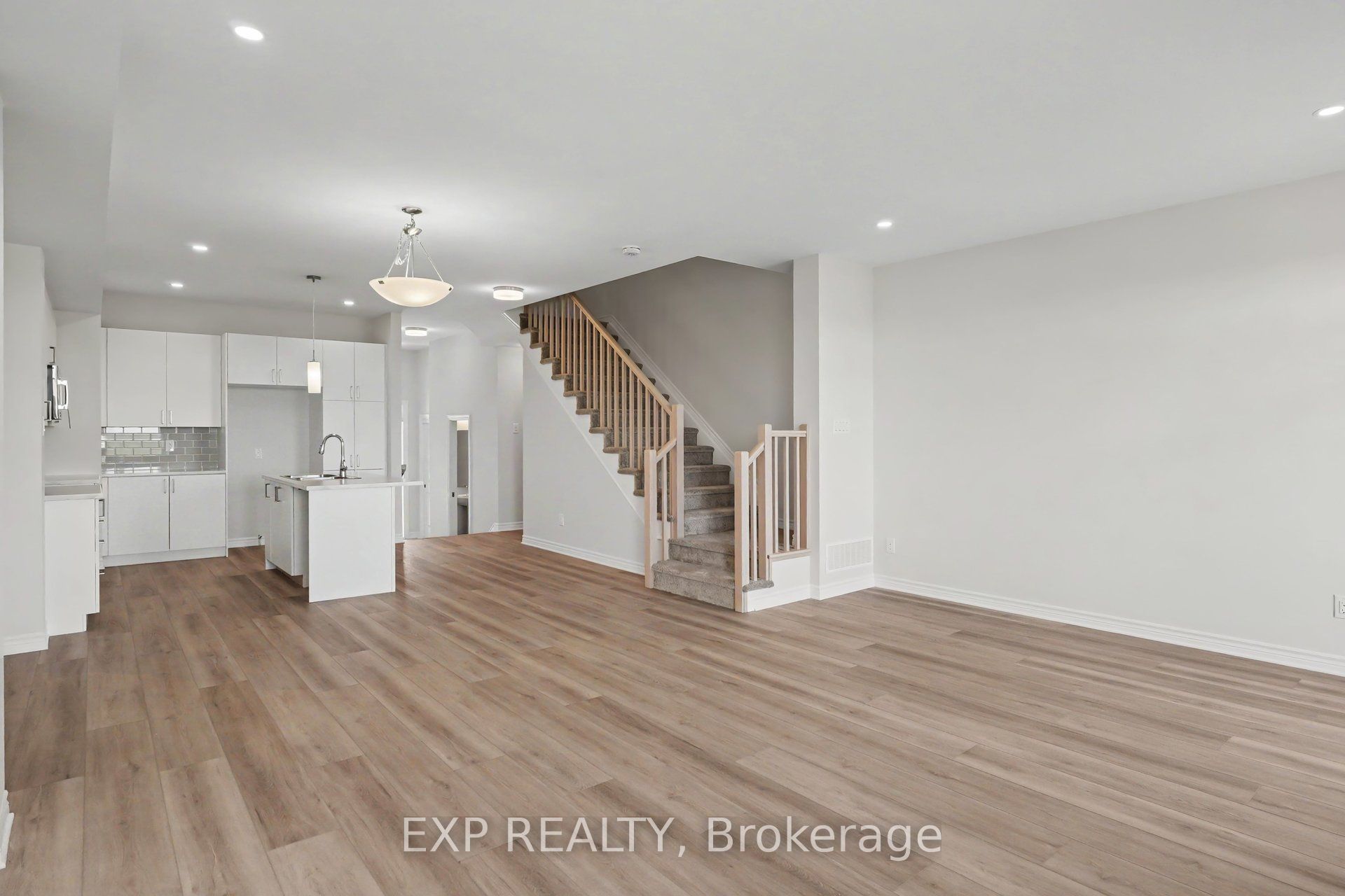 288 Labelle Street, Russell, ON K0A 1W0 photo 4
