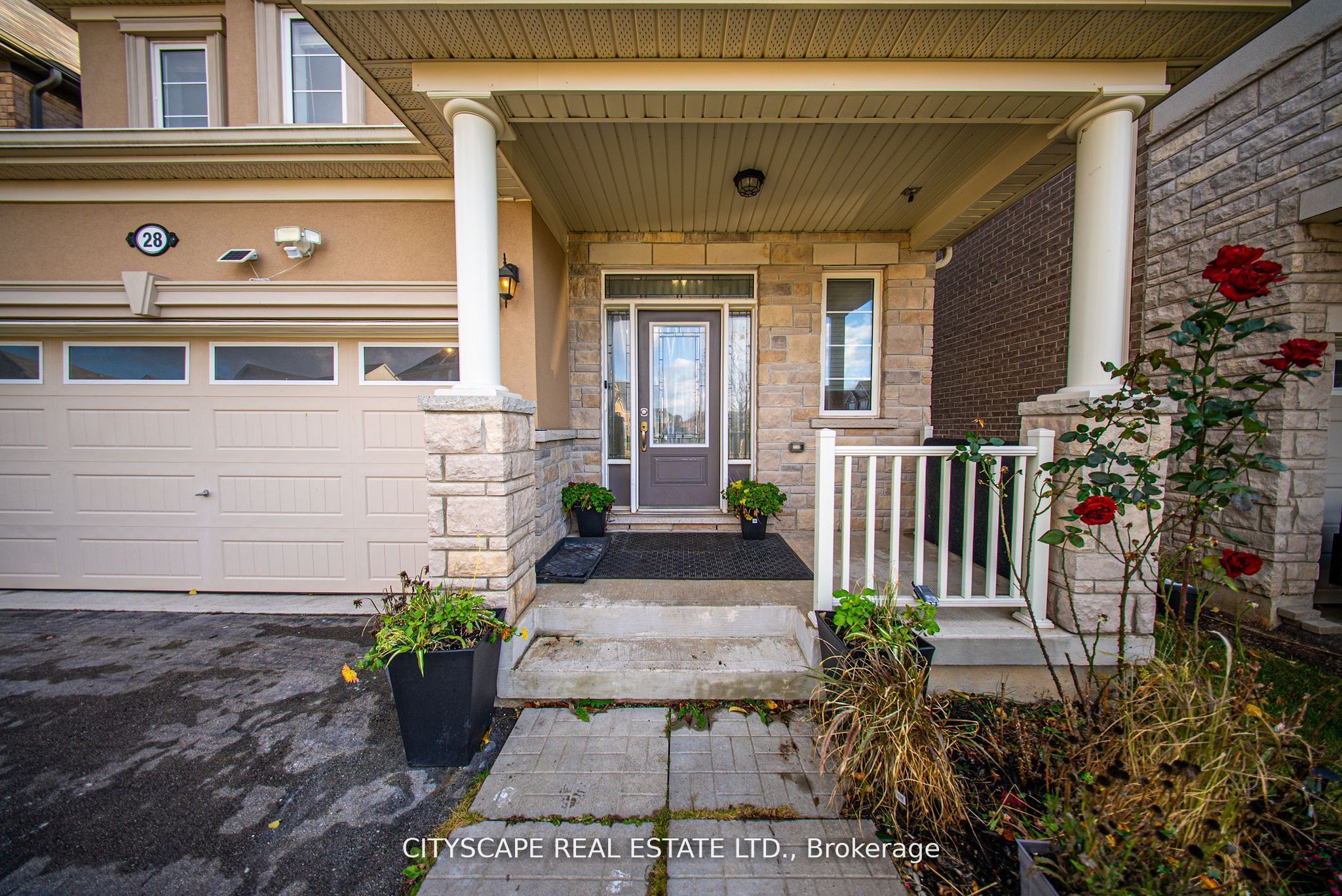 28 Celano Drive, Hamilton, ON L8B 1V3 photo 4