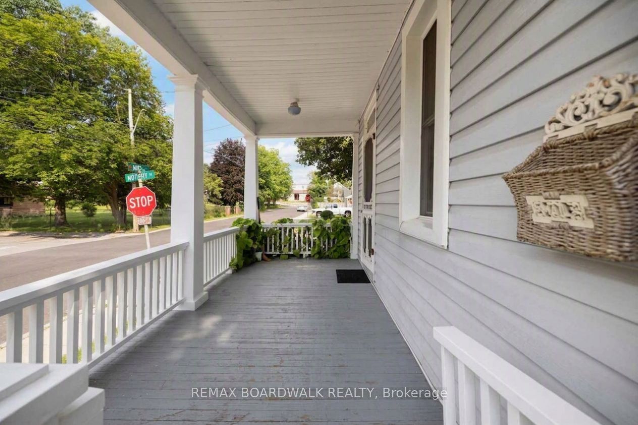 291 James Street, Carleton Place, ON K7C 3G7 photo 3