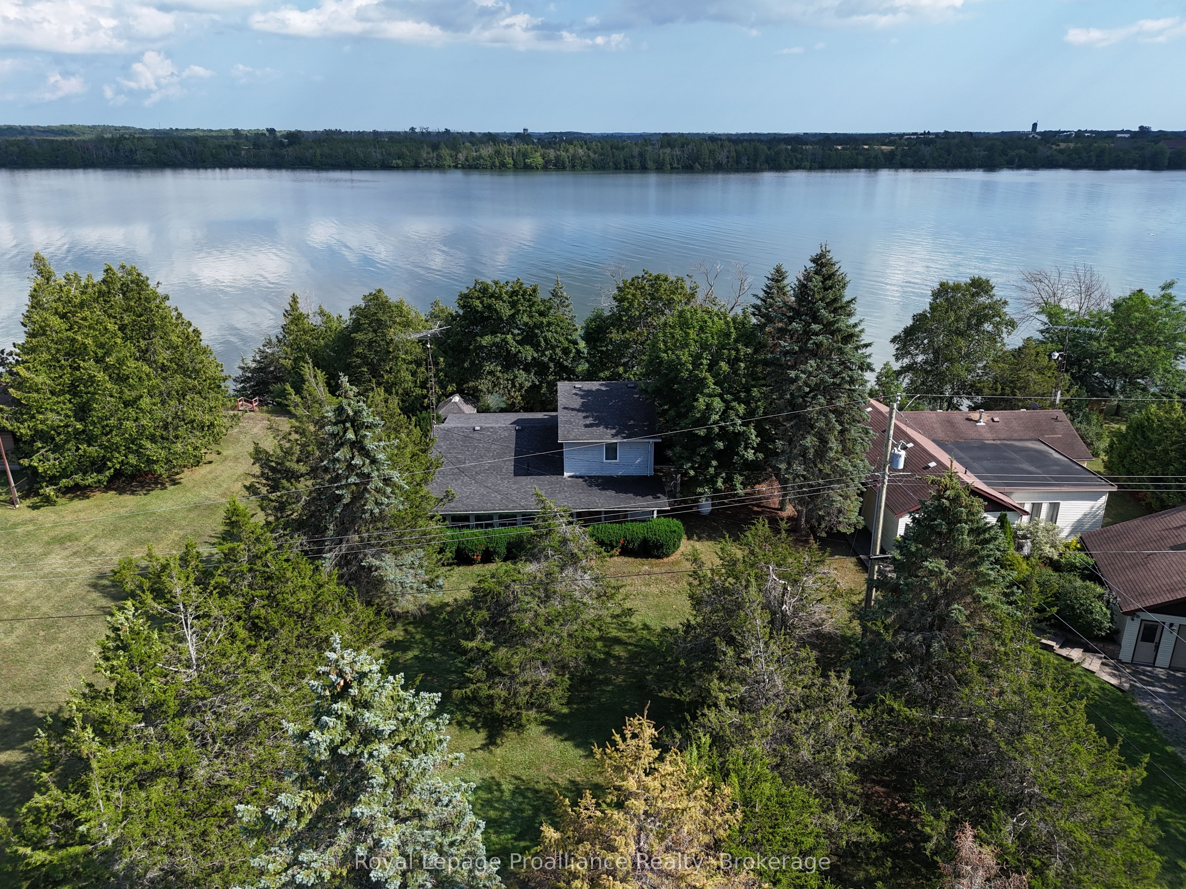 133 Juniper Lane, Prince Edward County, ON K0K 1A0 photo 2