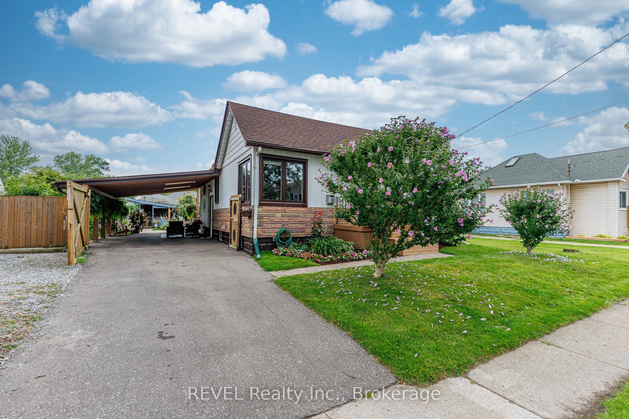 66 Semley Avenue, Welland, ON L3C 1X4 photo 4