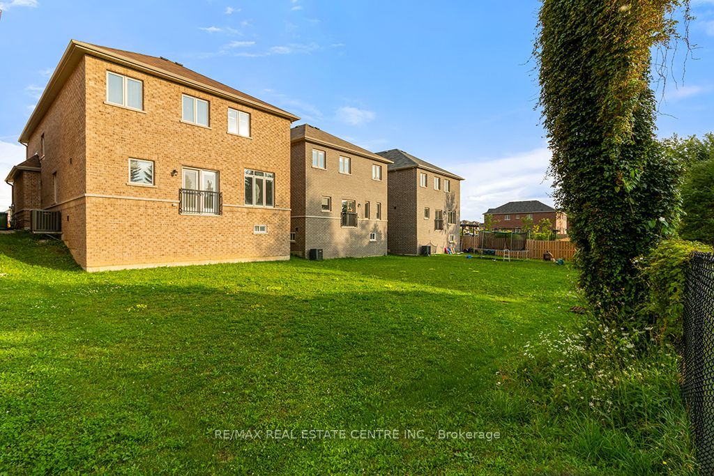 105 Werry Avenue, Southgate, ON N0C 1B0 photo 3