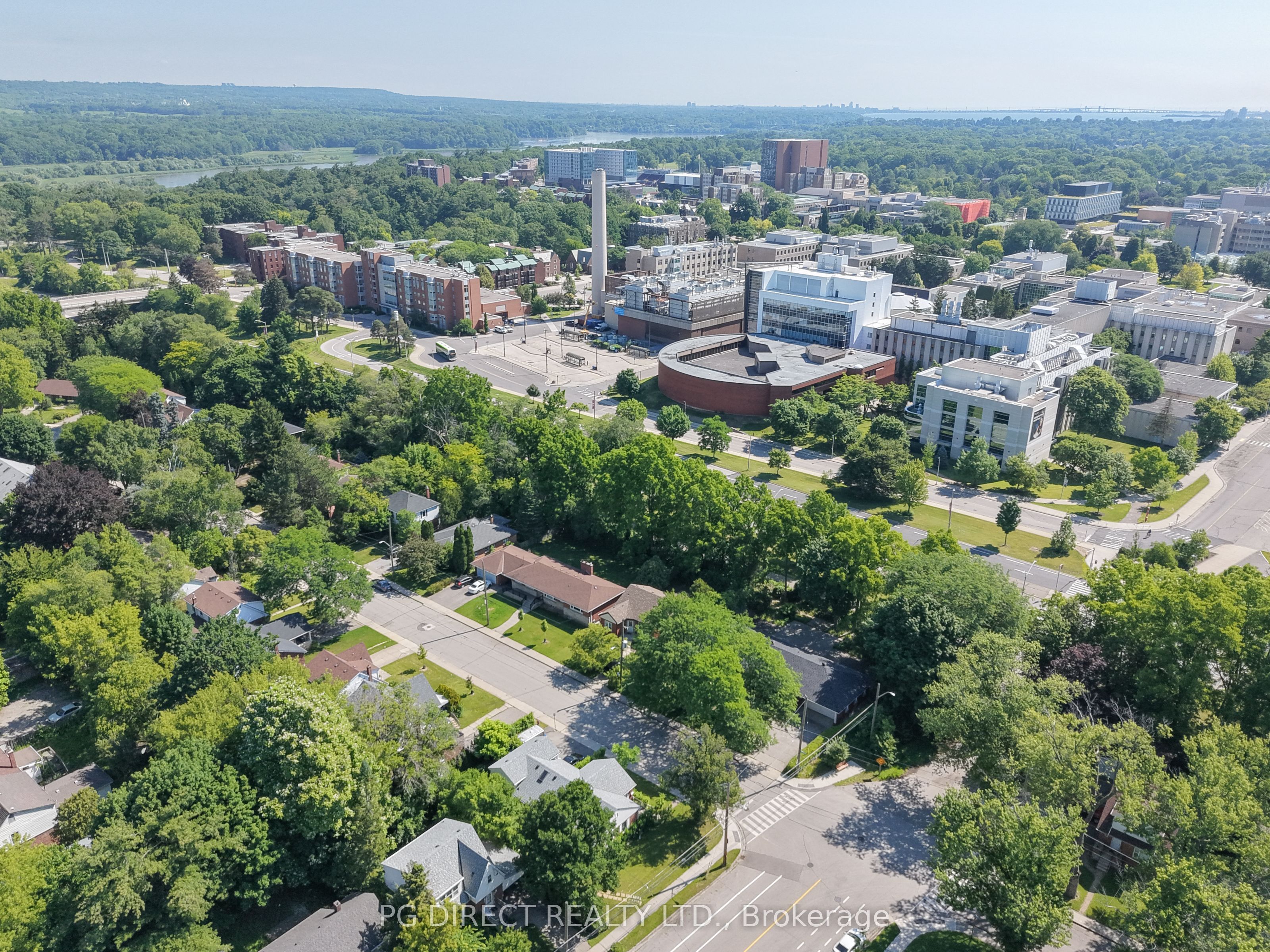 8 Sanders Boulevard, Hamilton, ON L8S 3H8 photo 5