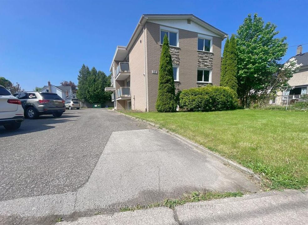 15 John Street 1, St. Catharines, ON L2N 4P2 photo 4