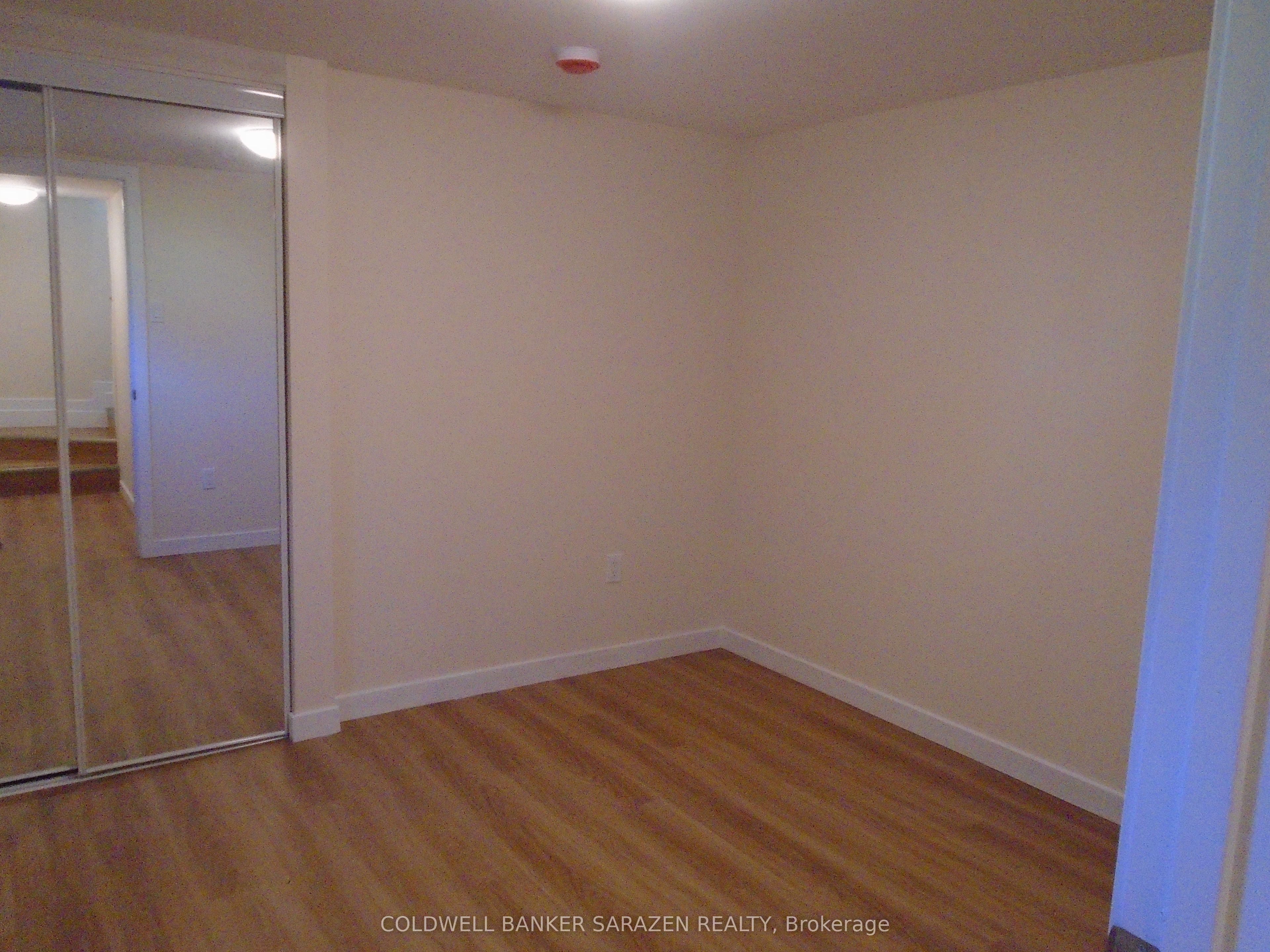 383 Montfort Street N, Vanier and Kingsview Park, ON K1L 5M9 photo 5
