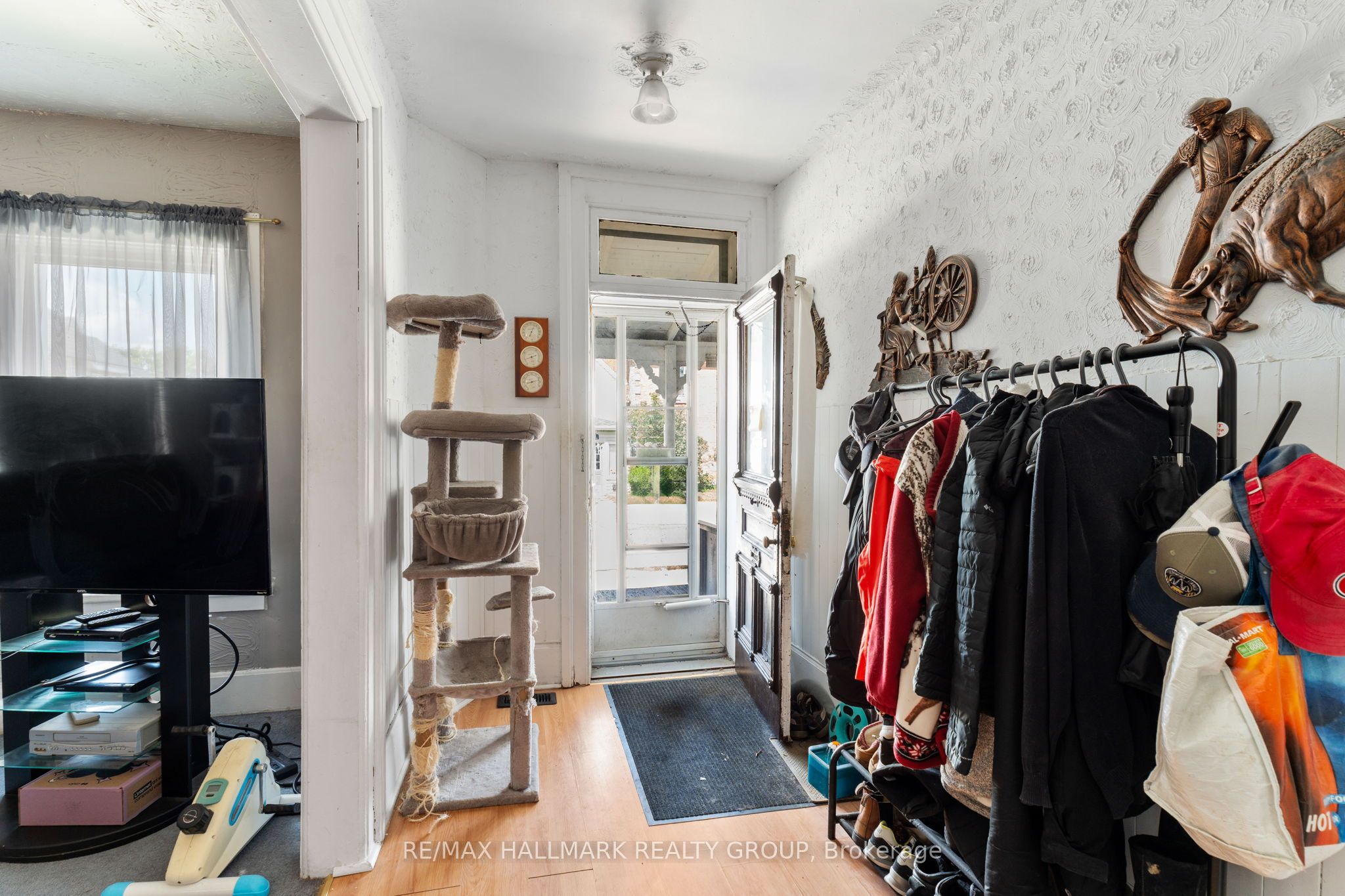 101 Pearl Street W, Brockville, ON K6V 4C3 photo 5